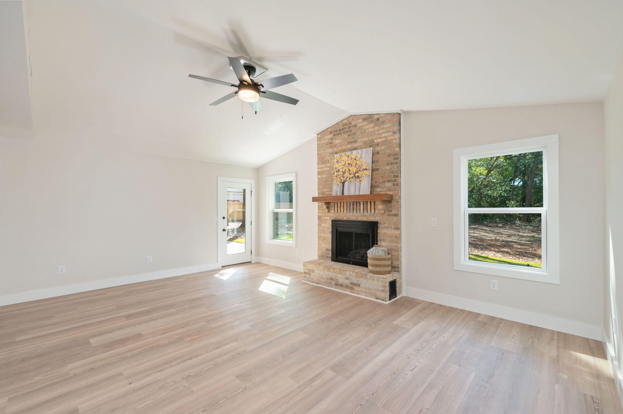 Rocky Bayou Estates - Residential