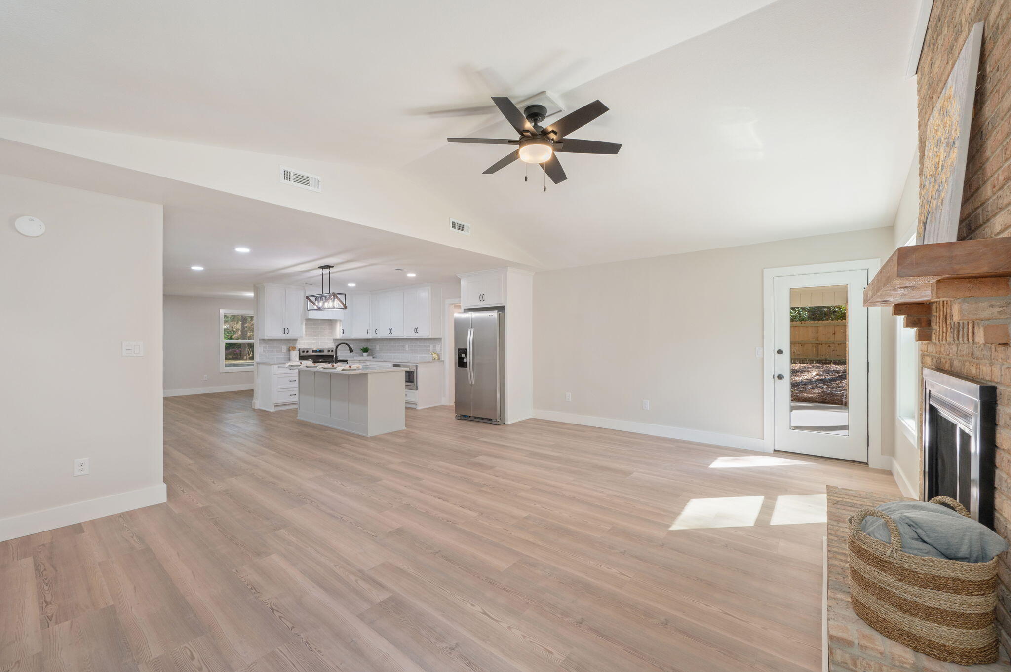 Rocky Bayou Estates - Residential