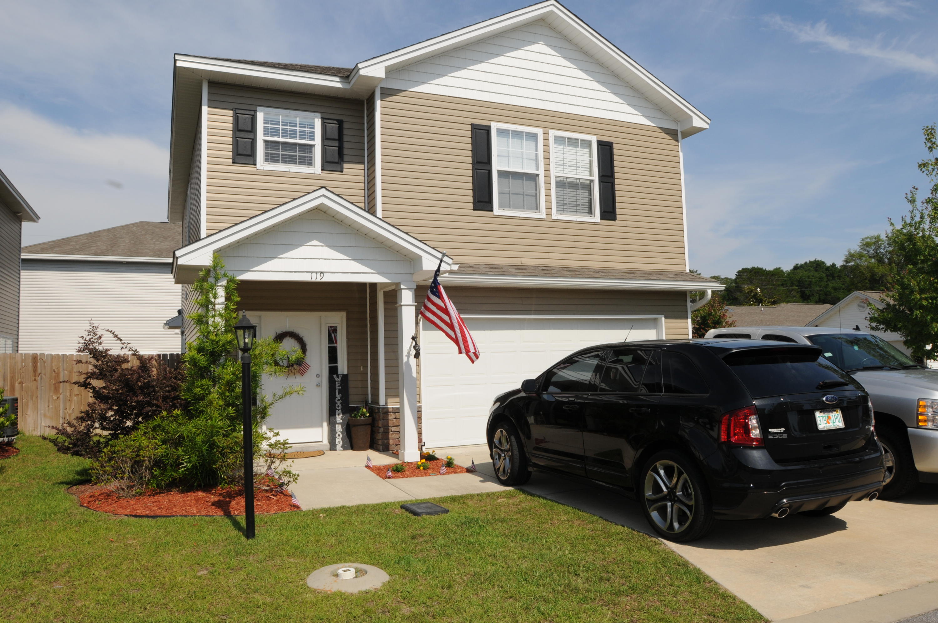 REDWOOD VILLAGE - Residential Lease