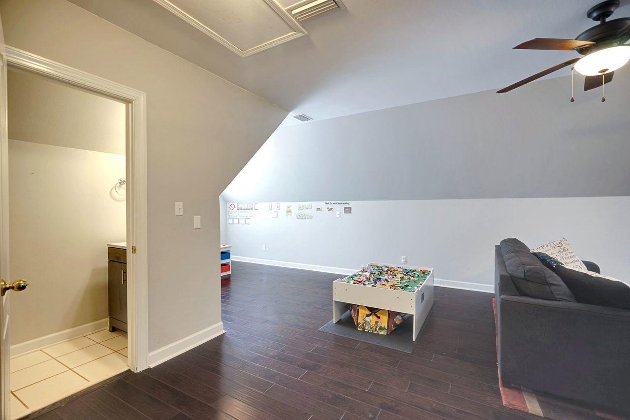 INDIAN SHORES PH 2 - Residential