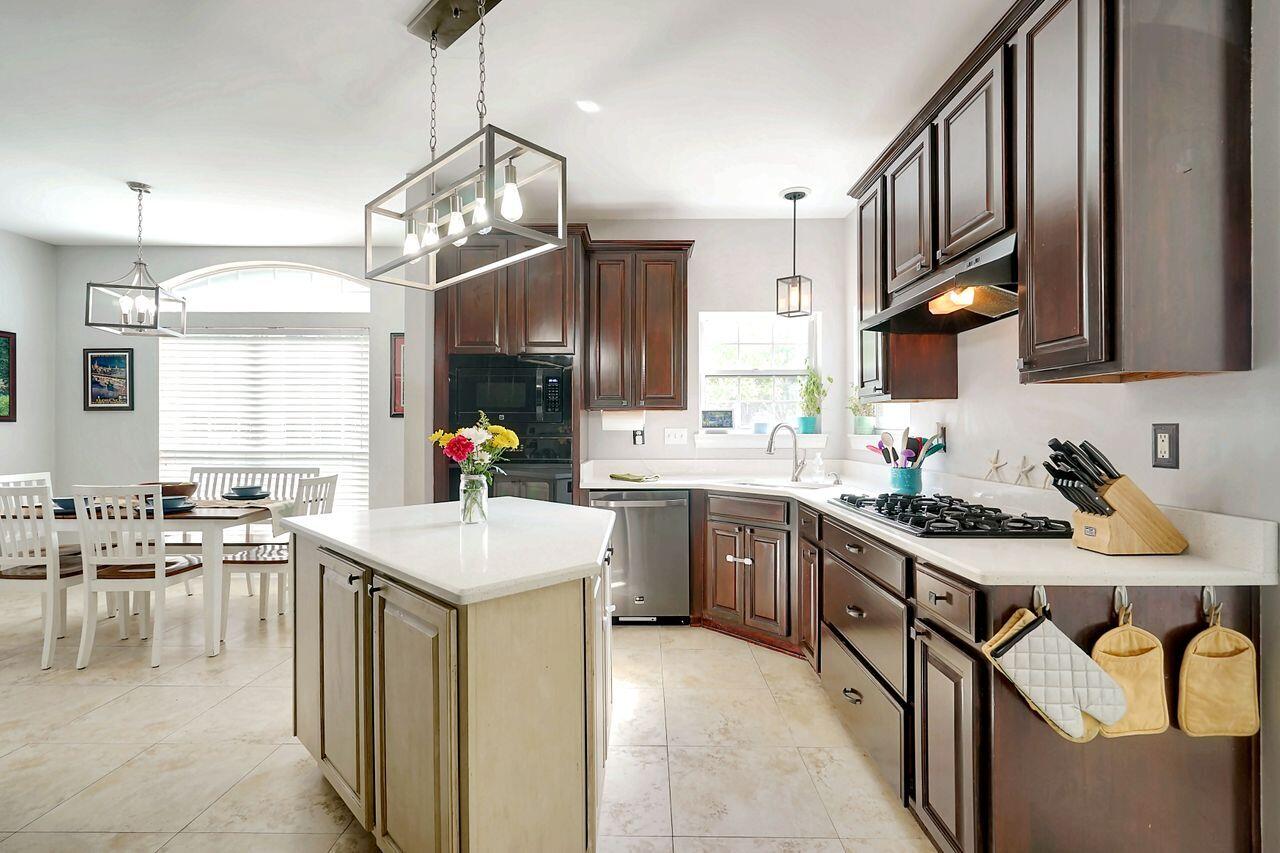 INDIAN SHORES PH 2 - Residential