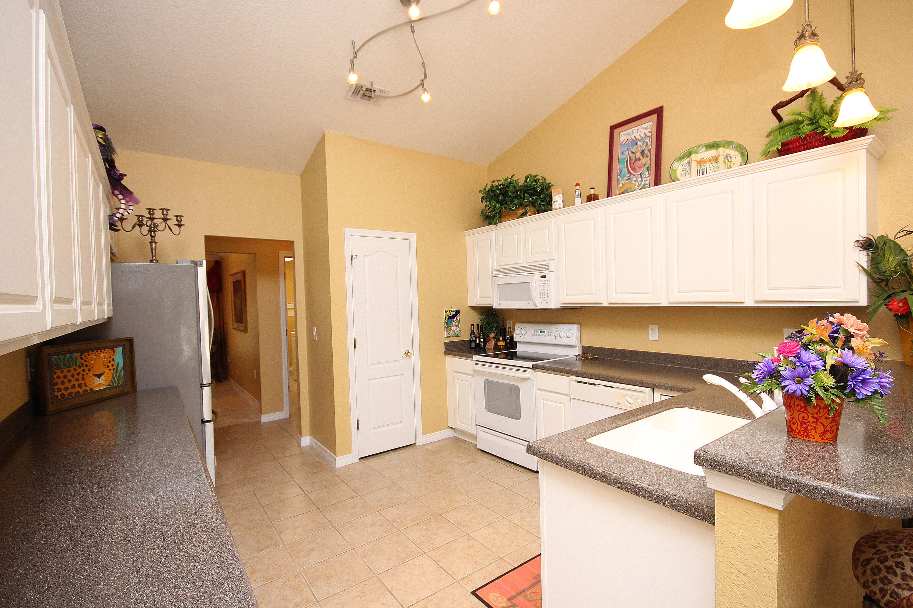 DRIFTWOOD ESTATES - Residential