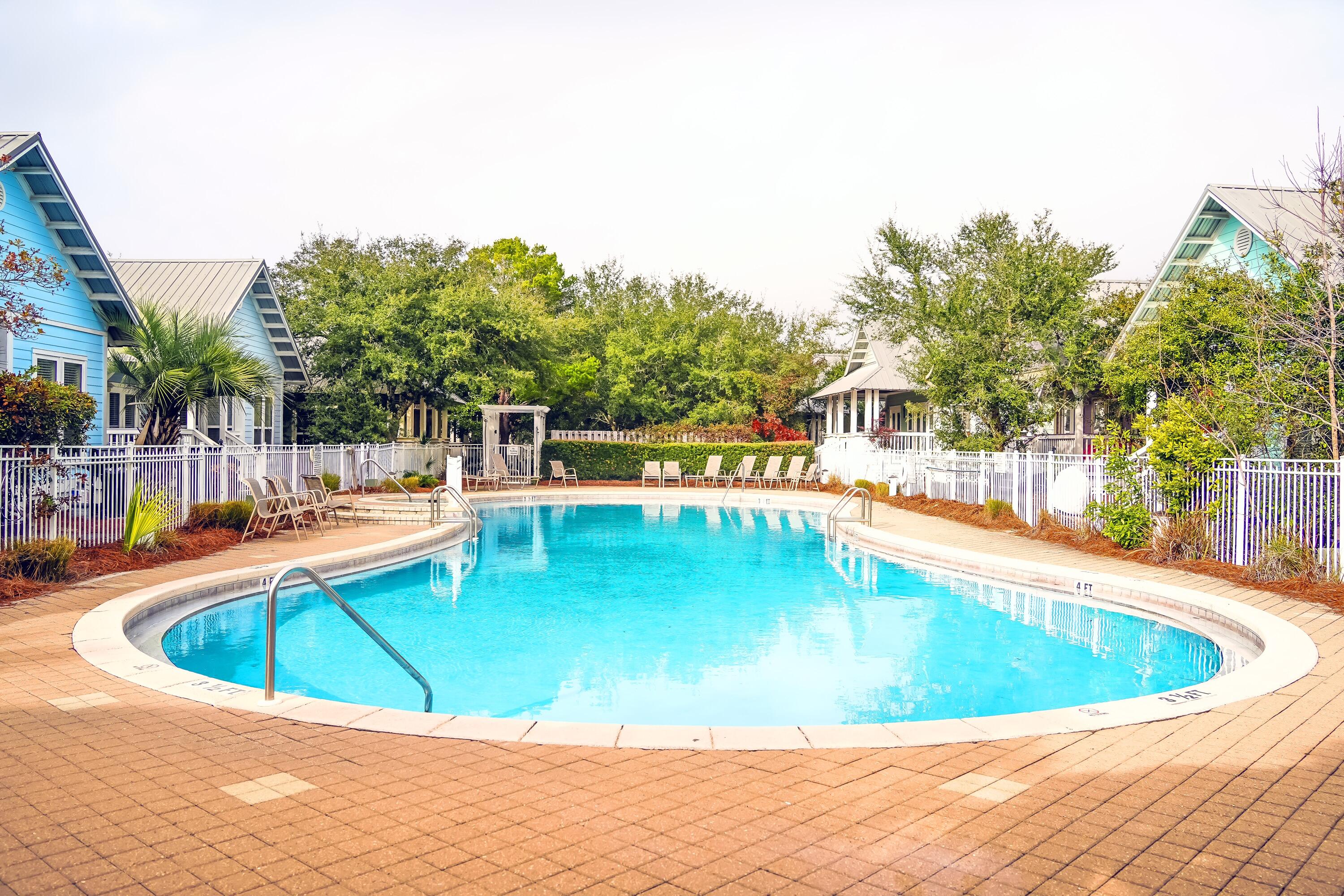 COTTAGES AT CAMP CREEK - Residential