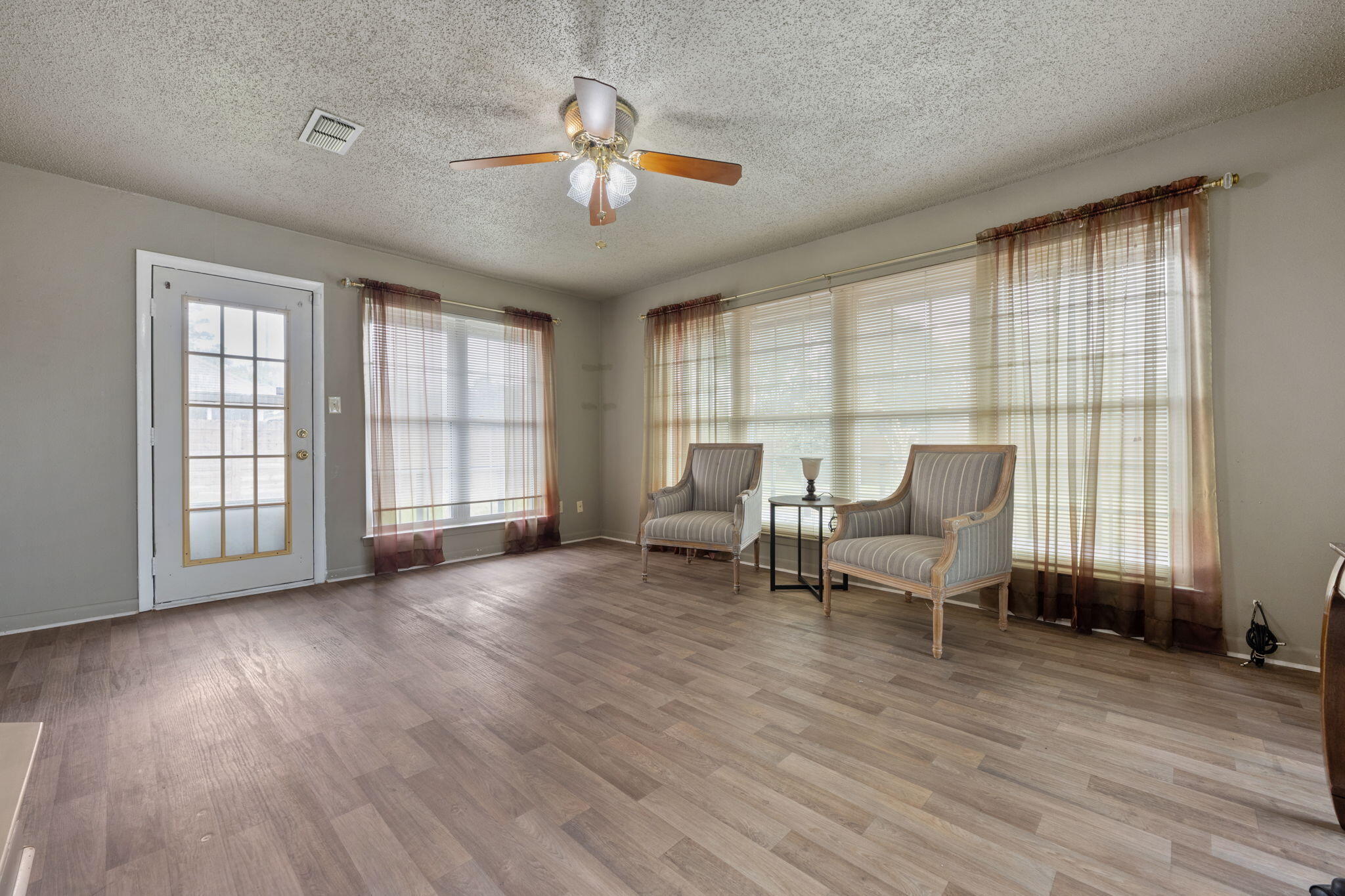 TANGLEWOOD S/D 2ND ADDN - Residential