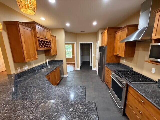 LAGRANGE SHORES - Residential Lease