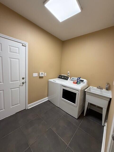 LAGRANGE SHORES - Residential Lease