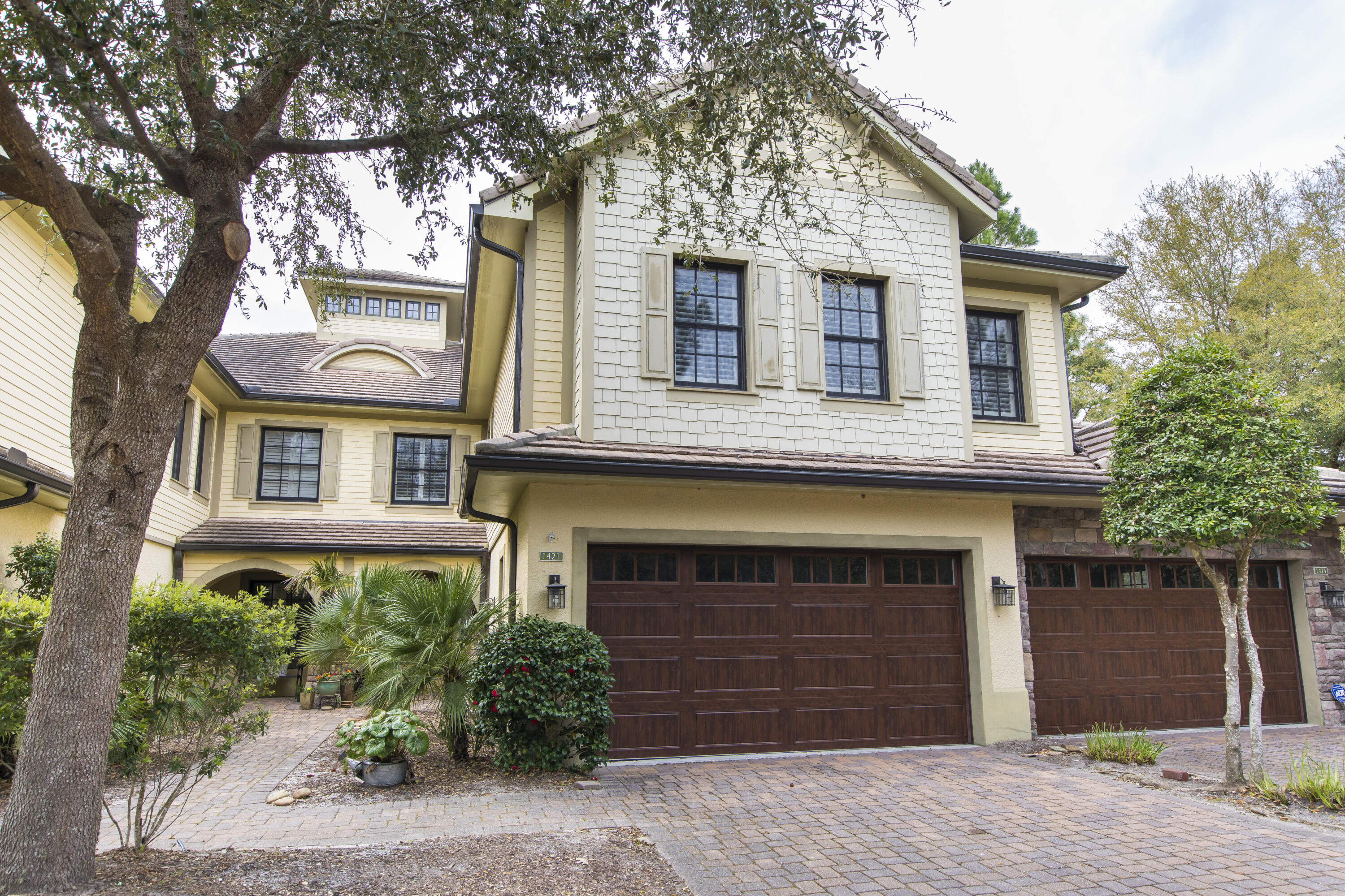 WILD HERON - CLUBSIDE II - Residential