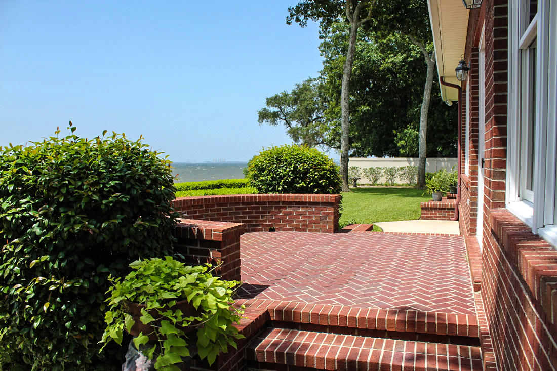 VILLA TASSO TOWN OF - Residential