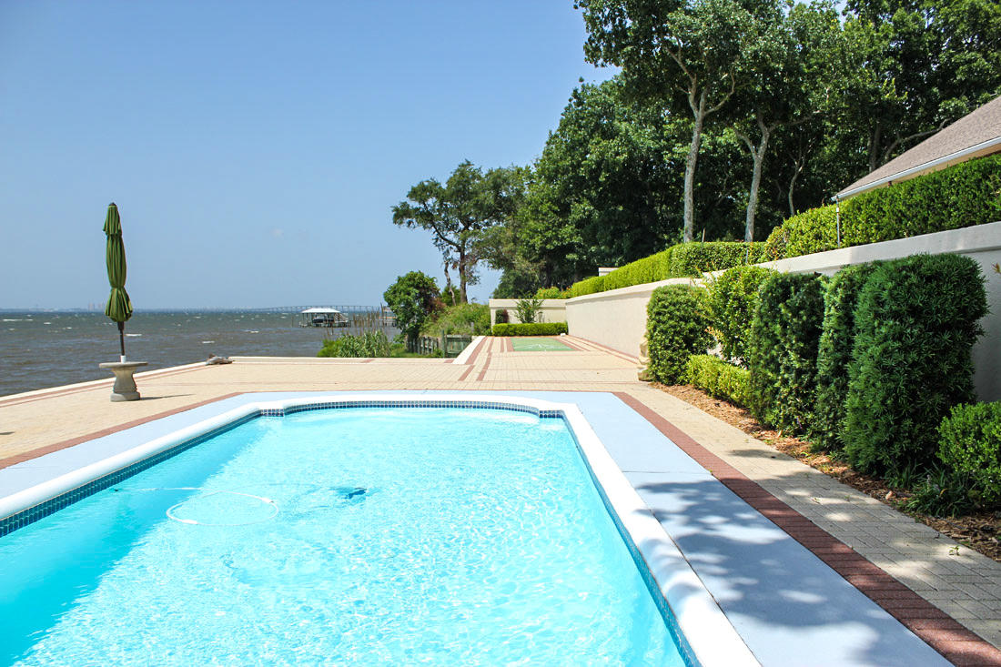 VILLA TASSO TOWN OF - Residential
