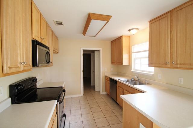 THE PINES - Residential