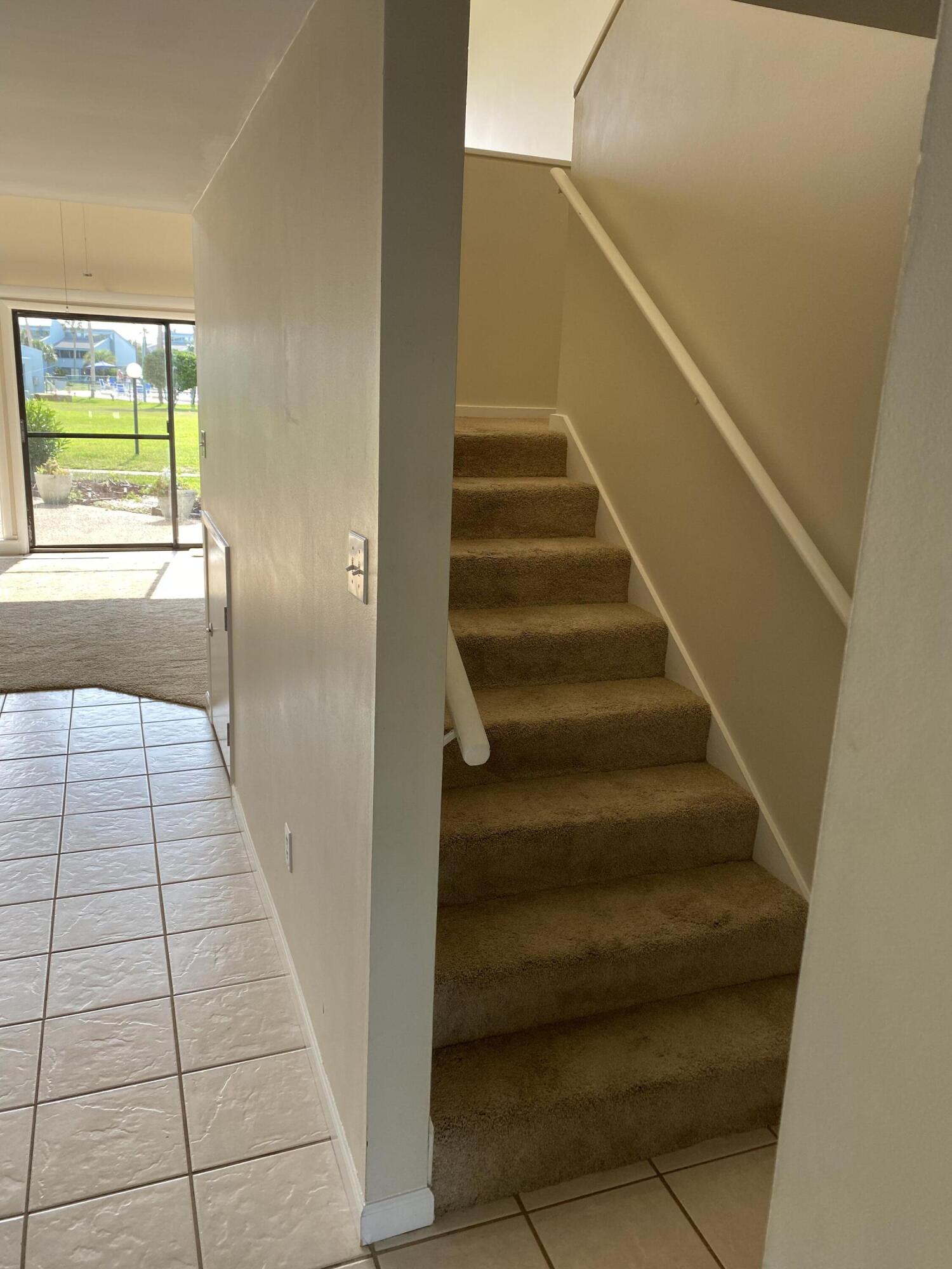 SUNNYSIDE BEACH & TENNIS CONDO - Residential Lease