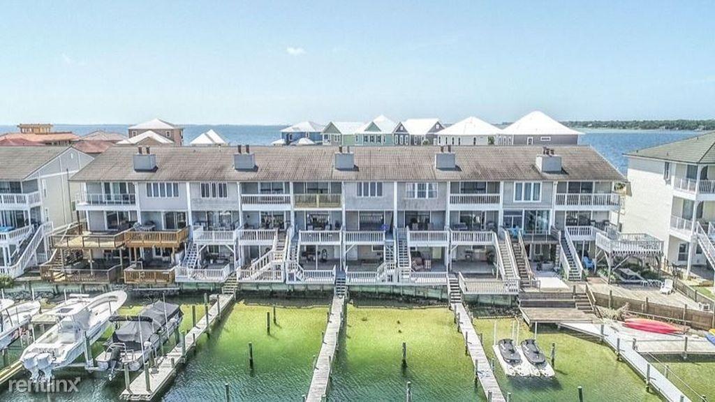 Snug Harbour - Residential