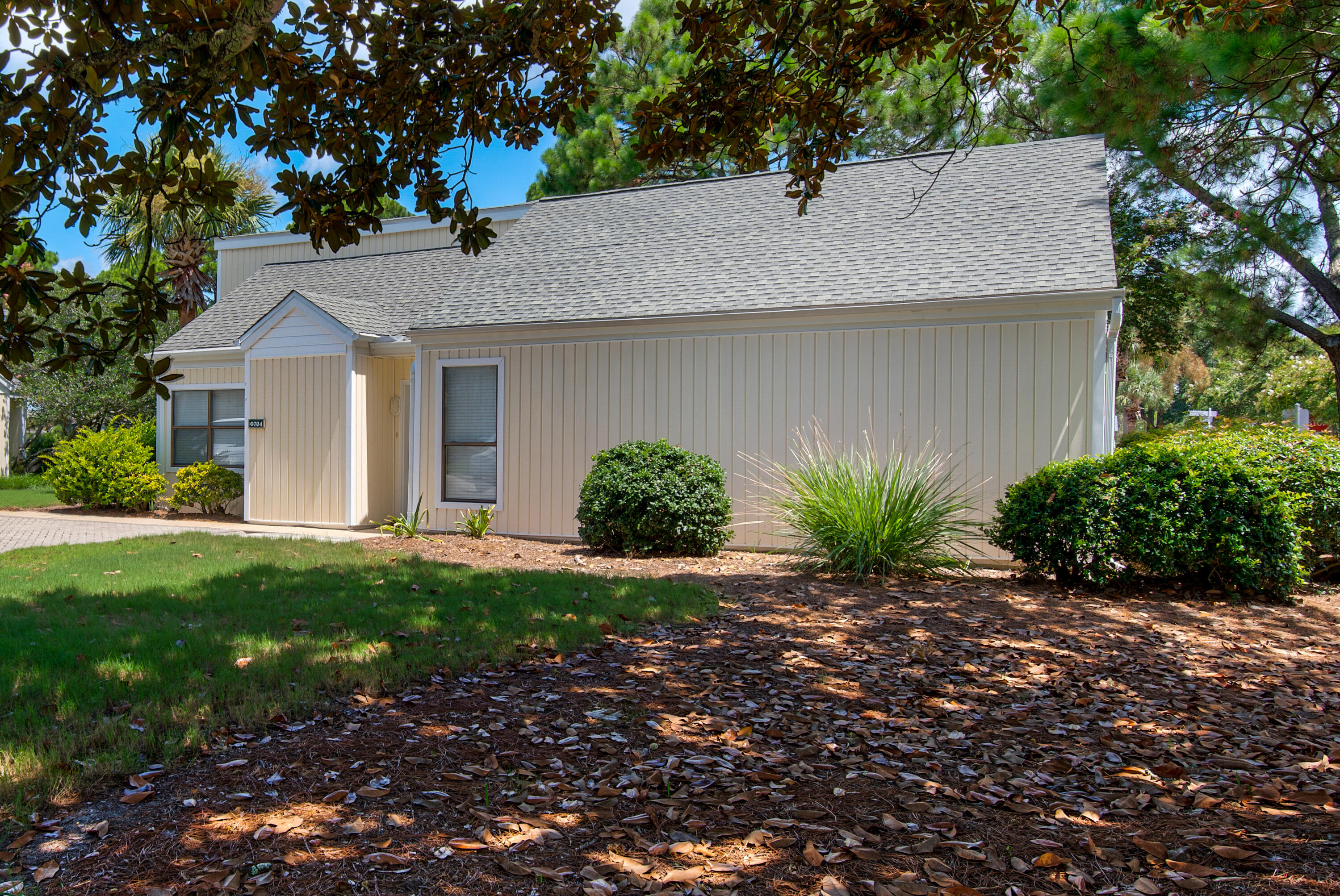 SANDPIPER VILLAGE CONDO - Residential