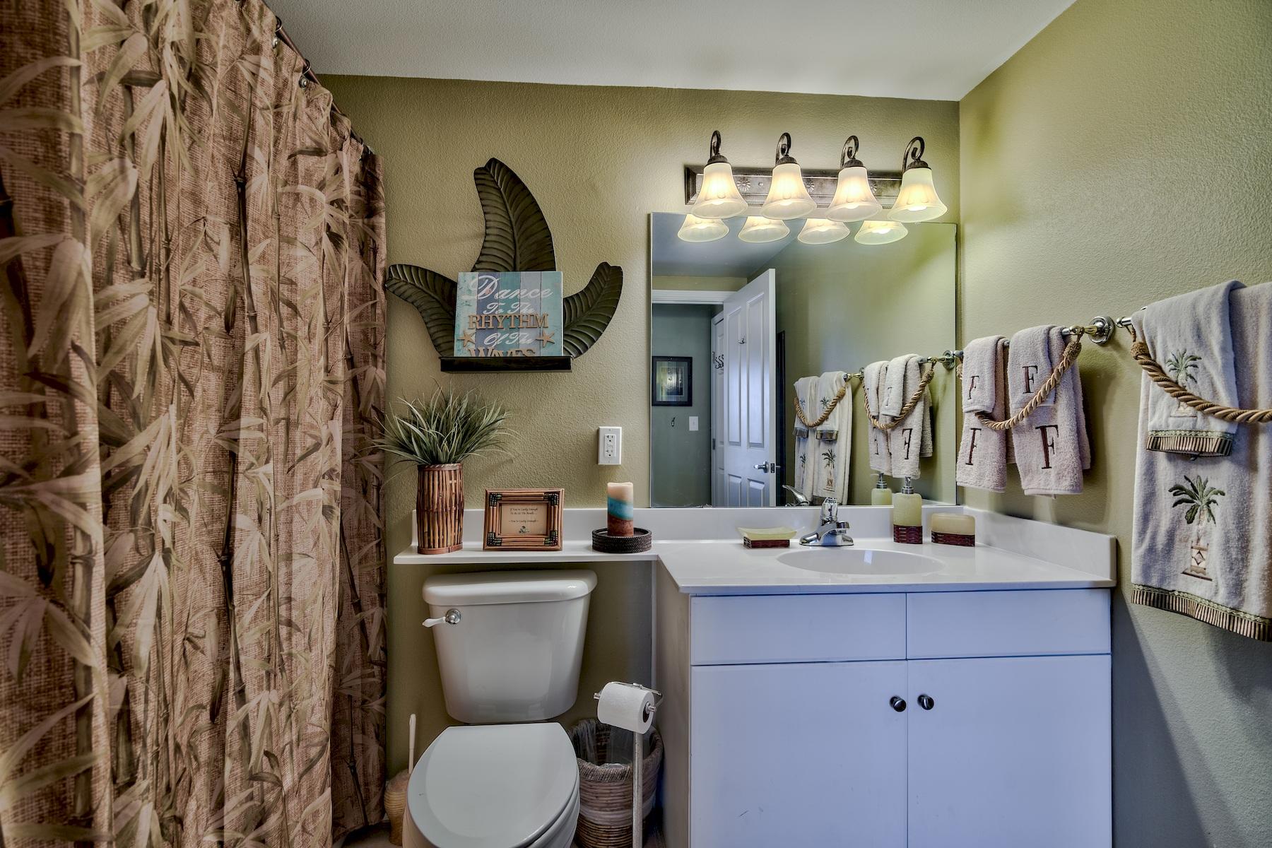 SHORES OF PANAMA - Residential