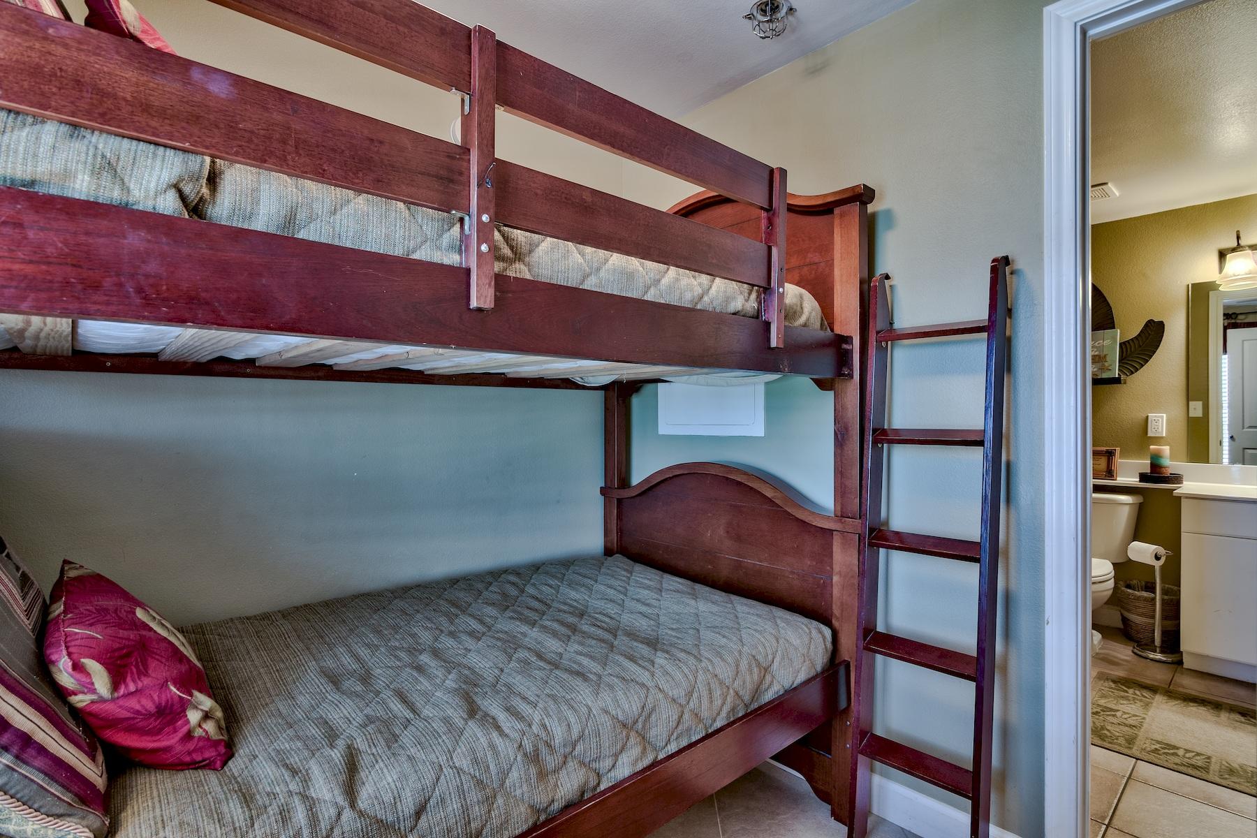 SHORES OF PANAMA - Residential