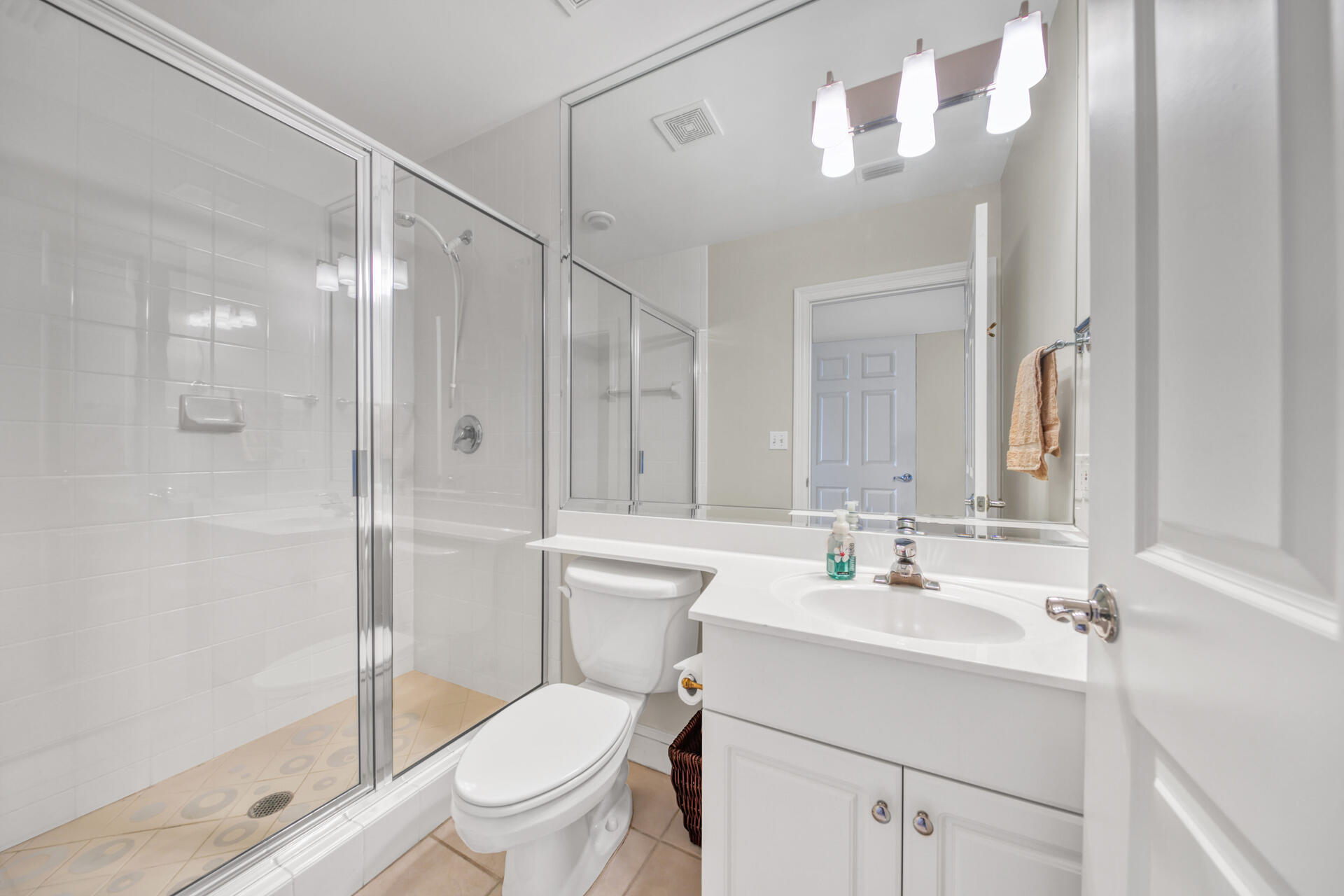 GRAND HARBOR - Residential