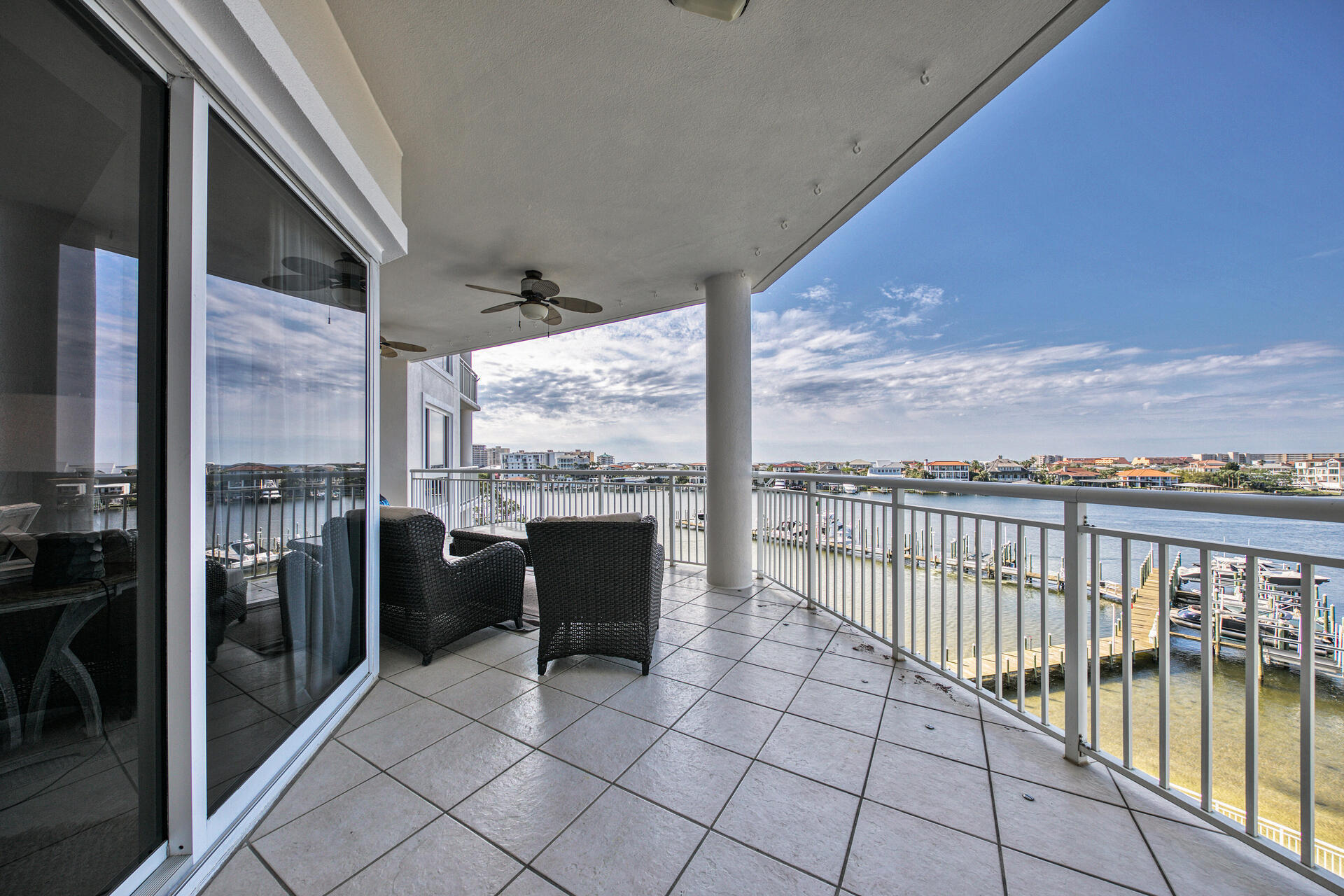 GRAND HARBOR - Residential