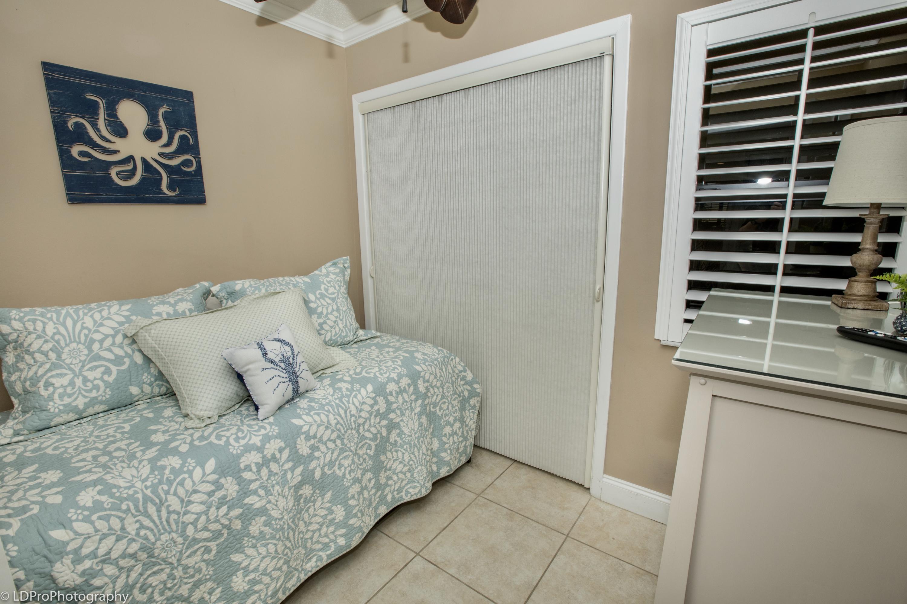 INLET REEF CLUB CONDO - Residential