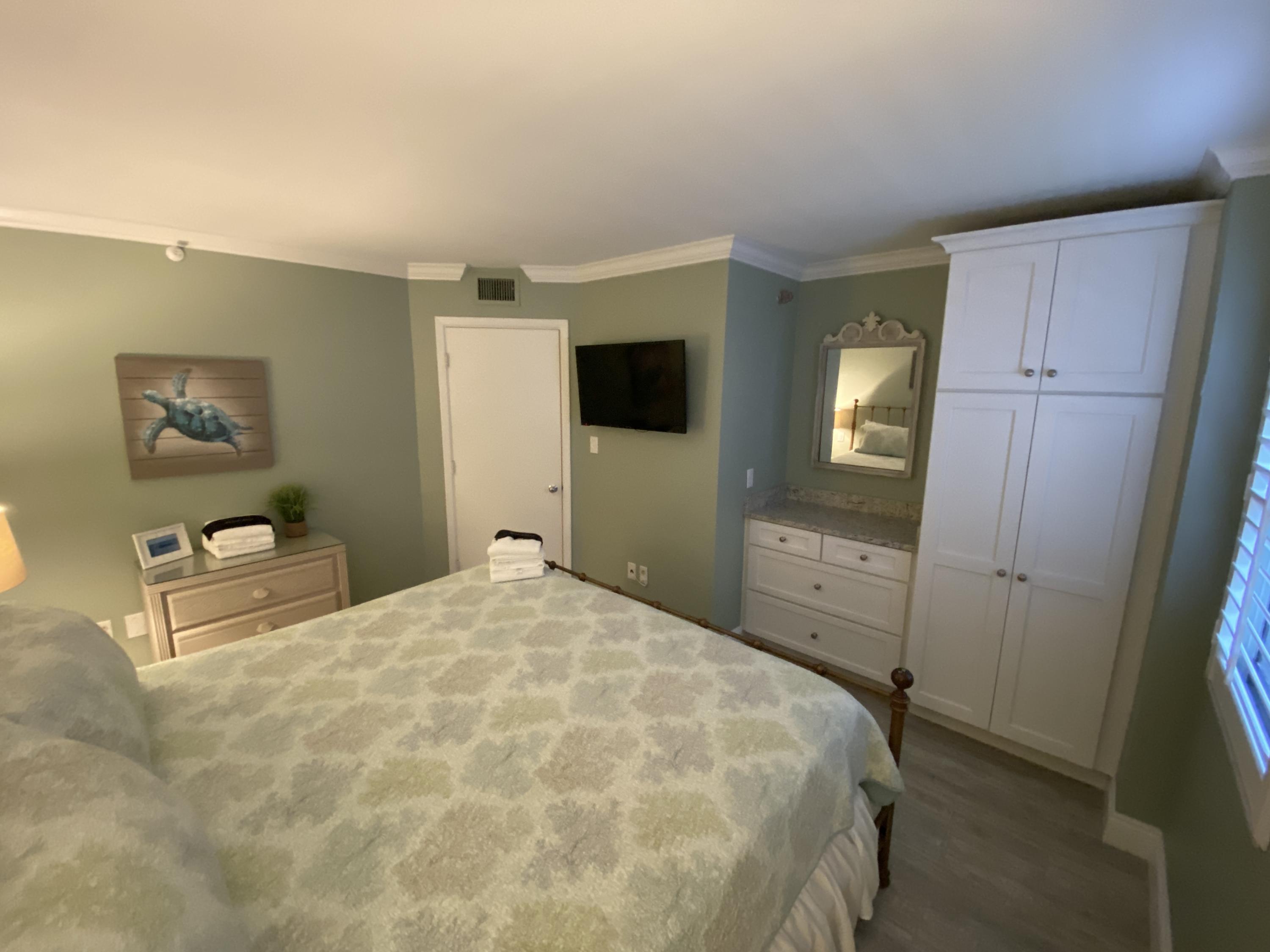 INLET REEF CLUB CONDO - Residential