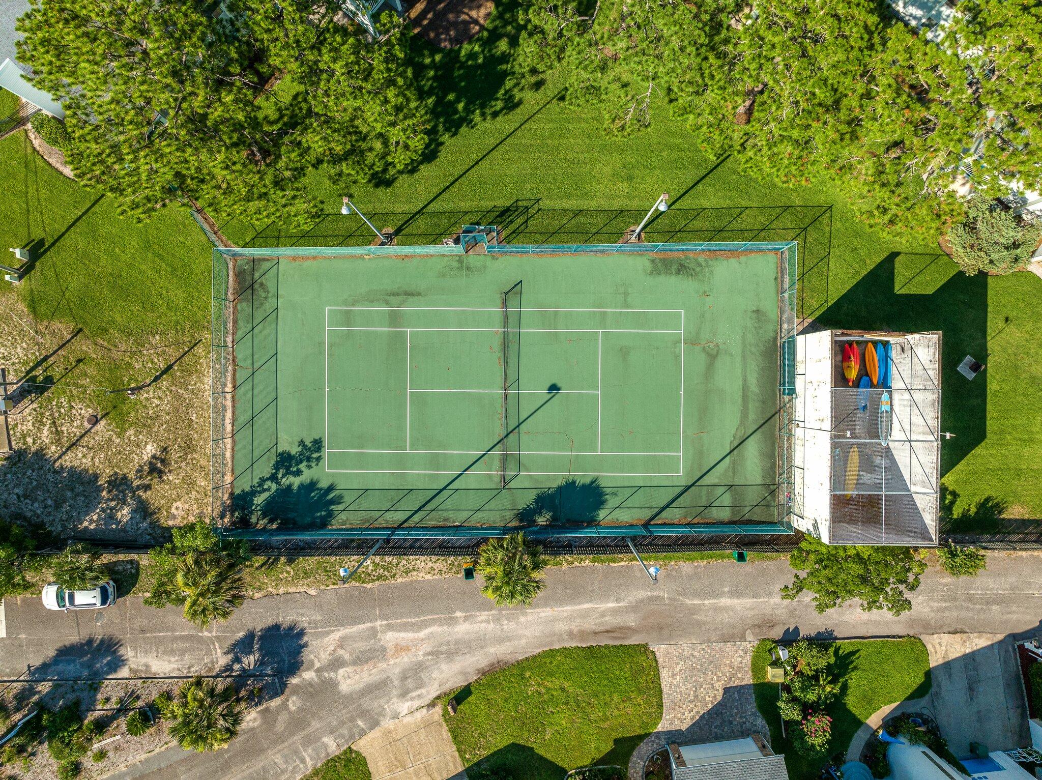 FINISTERRA CONDO - Residential