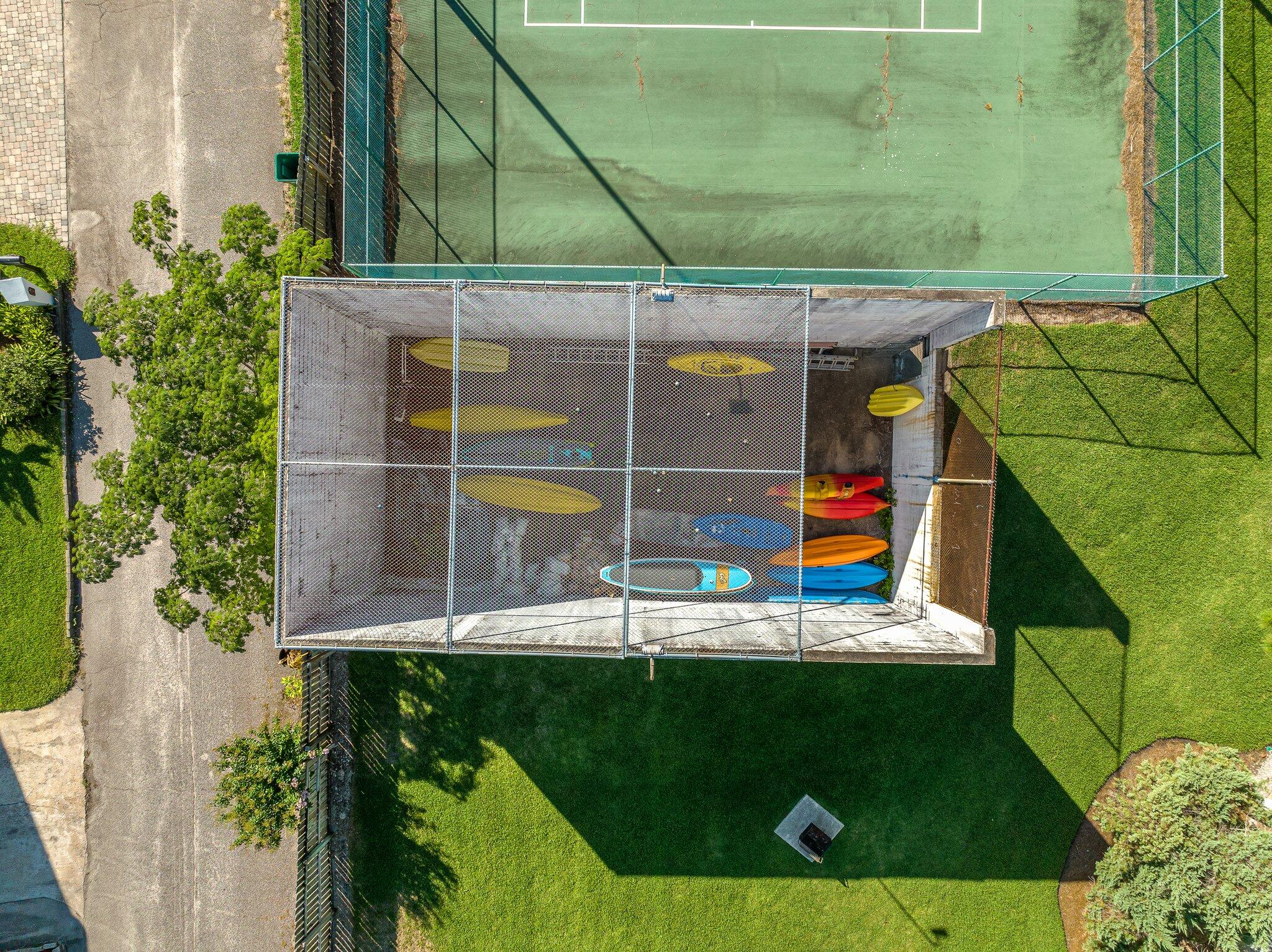 FINISTERRA CONDO - Residential