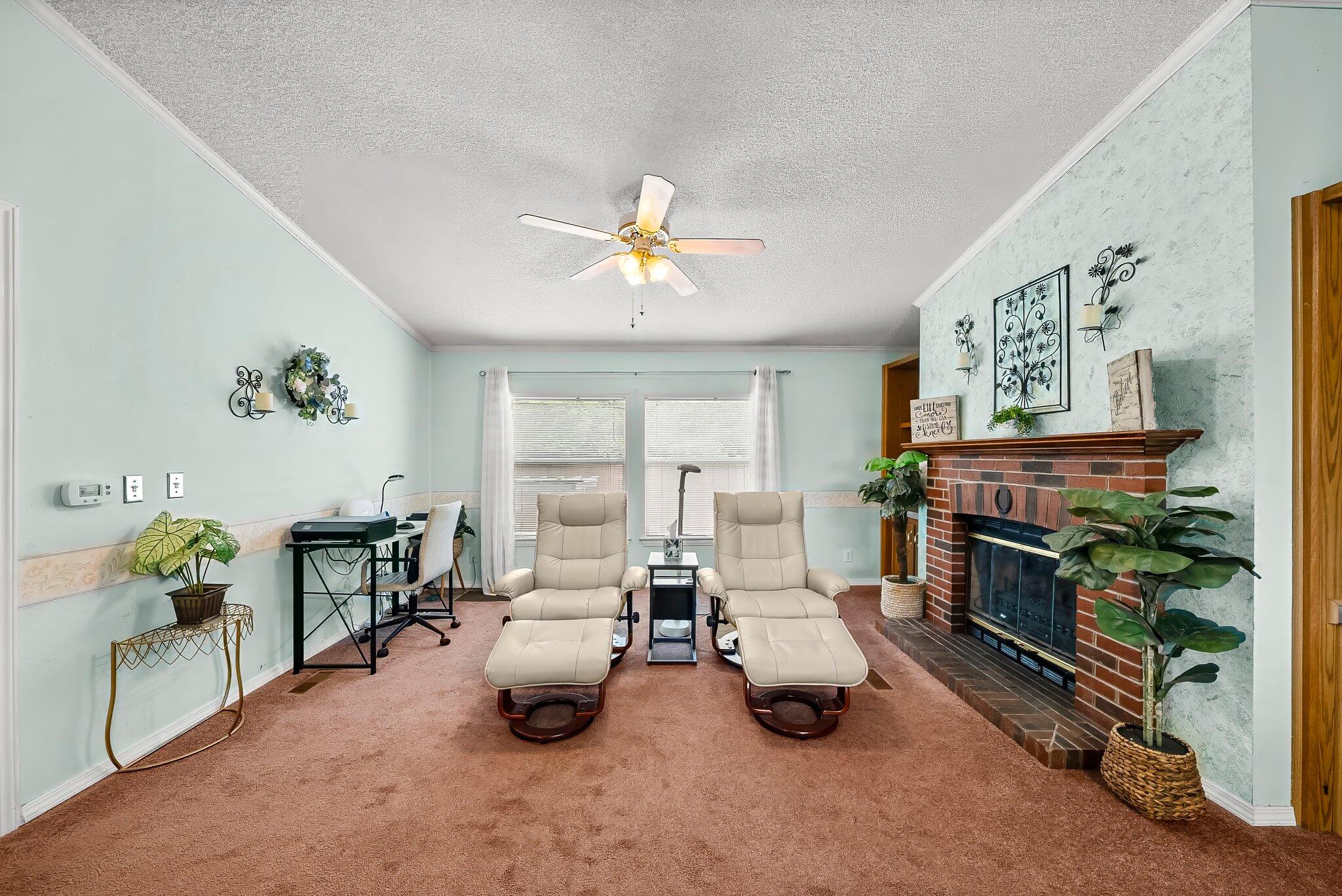 SPRING HILL ESTATES - Residential