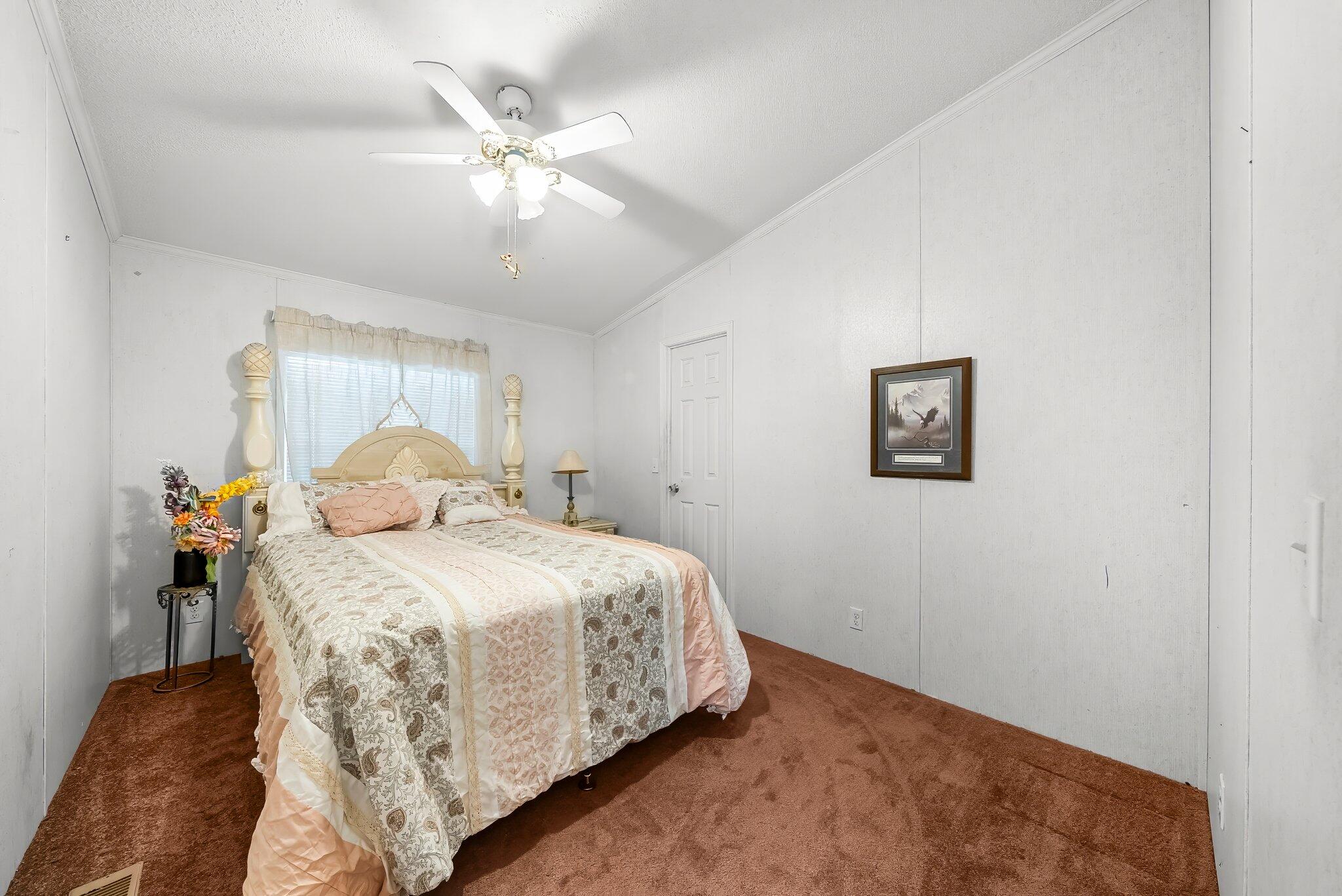 SPRING HILL ESTATES - Residential