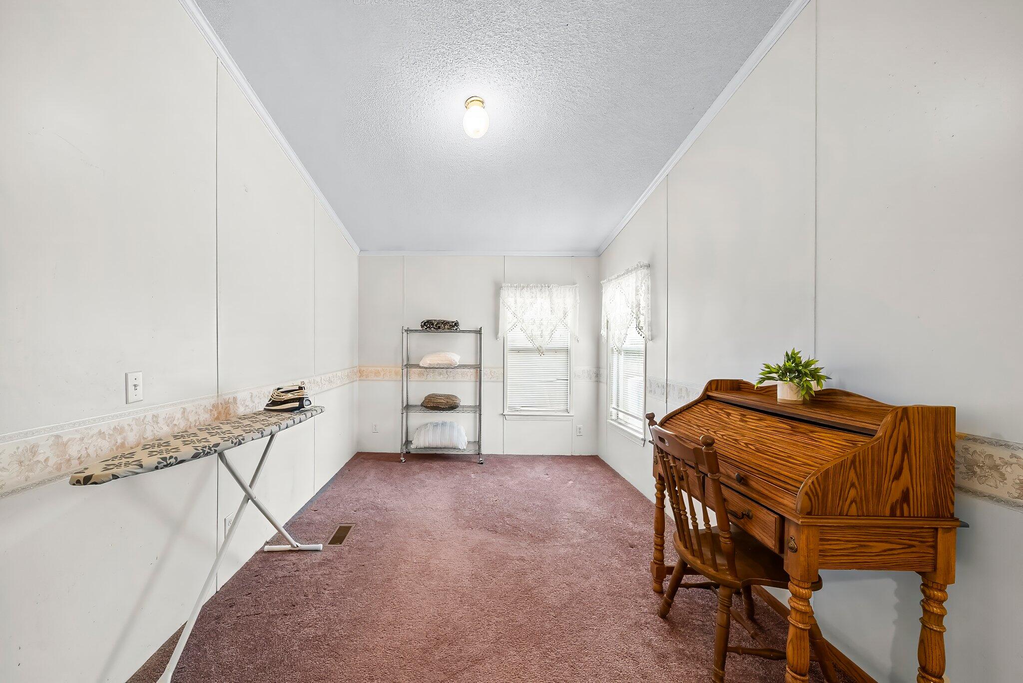 SPRING HILL ESTATES - Residential
