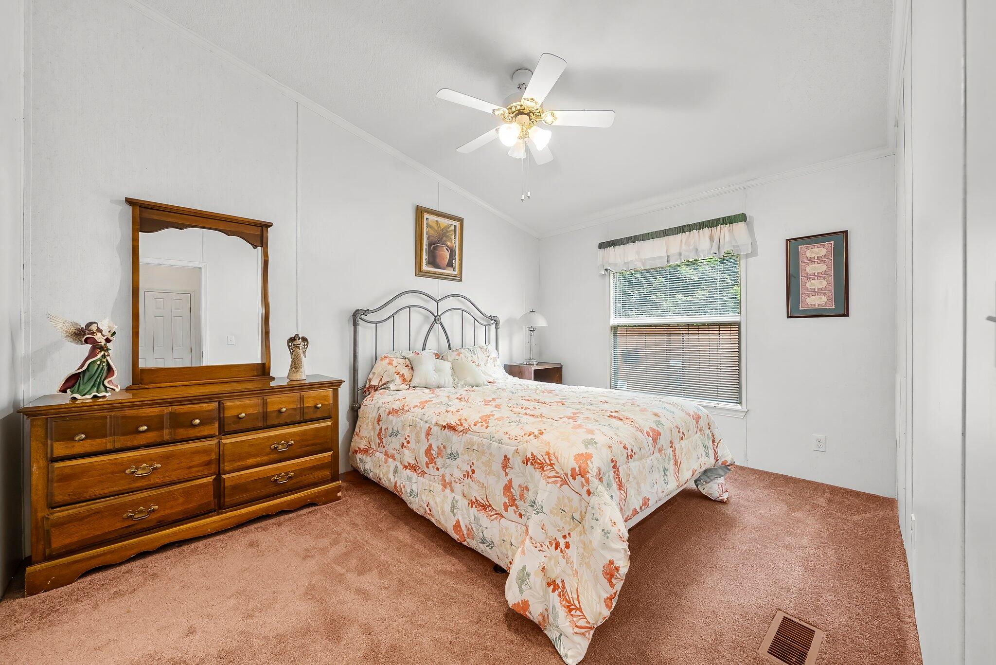 SPRING HILL ESTATES - Residential