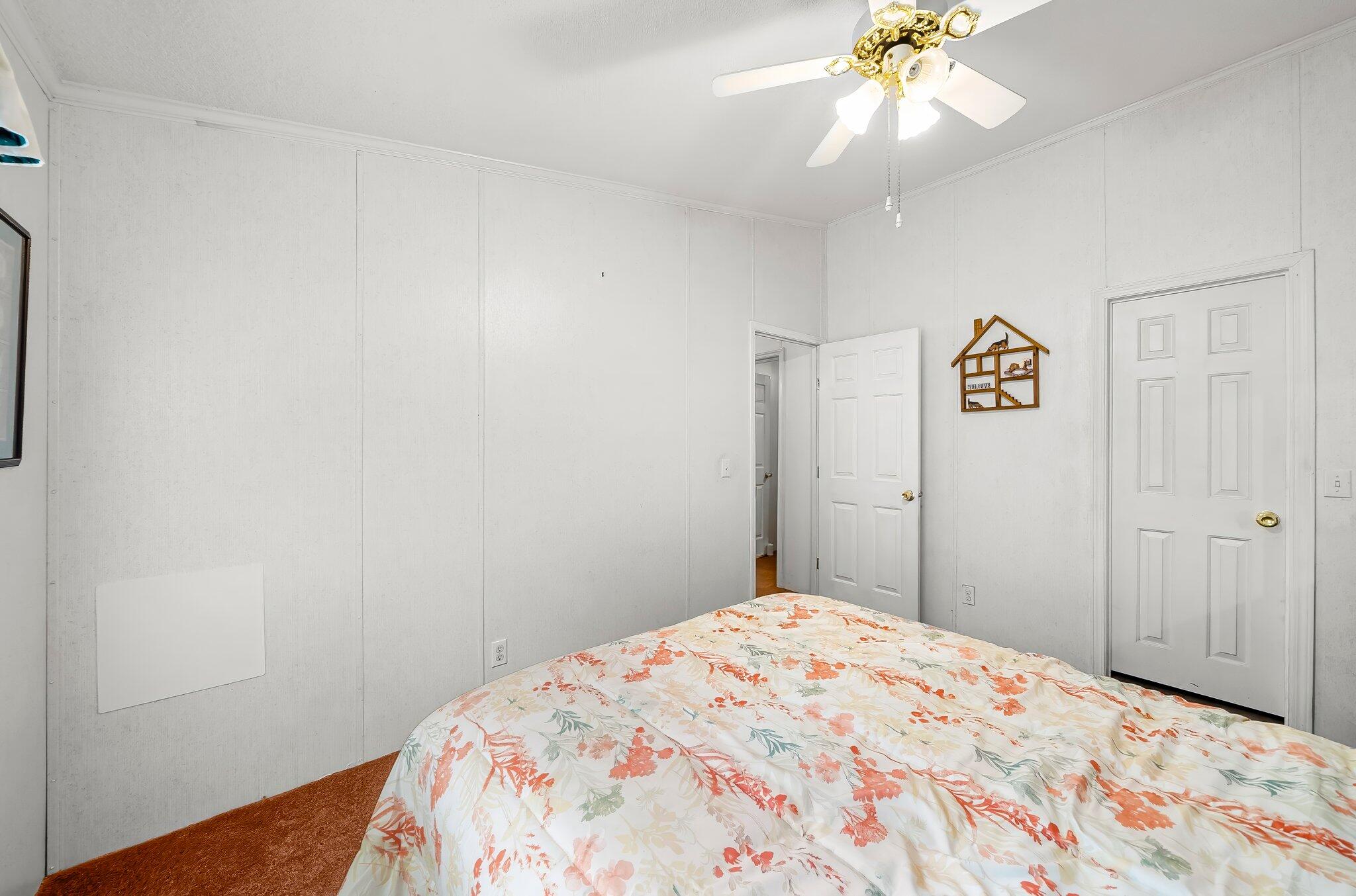 SPRING HILL ESTATES - Residential
