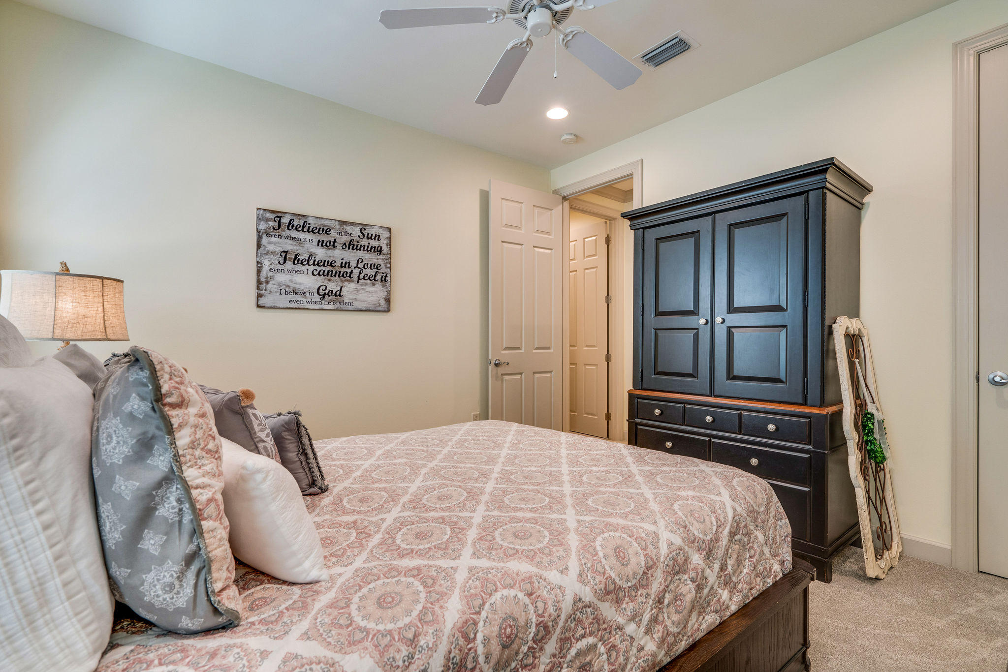 CRYSTAL LAKE - Residential