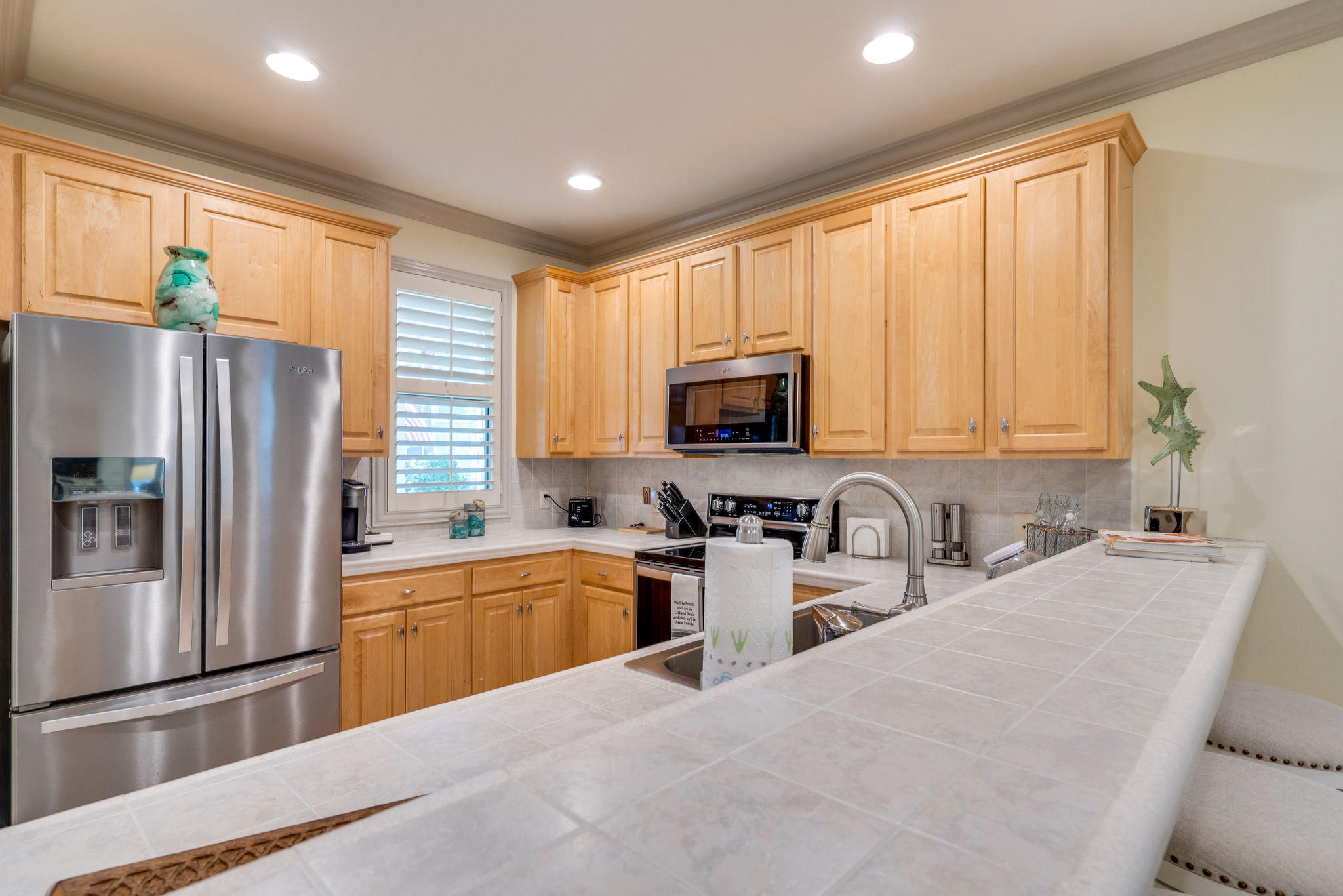 CRYSTAL LAKE - Residential