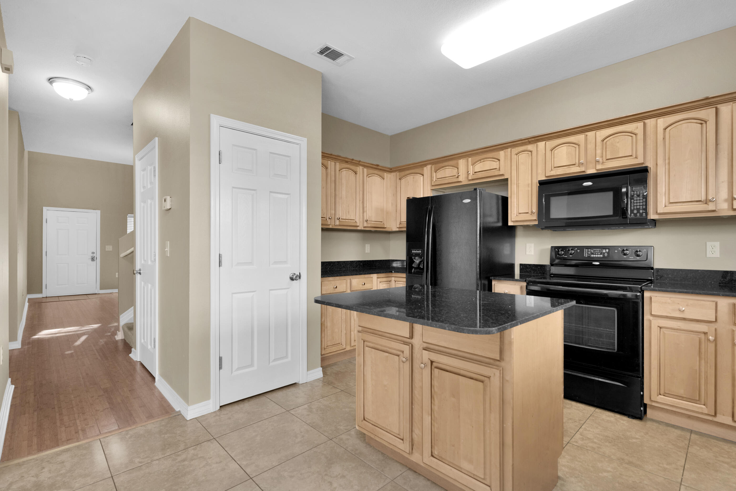 MERIDIAN SQUARE TOWNHOMES - Residential Lease