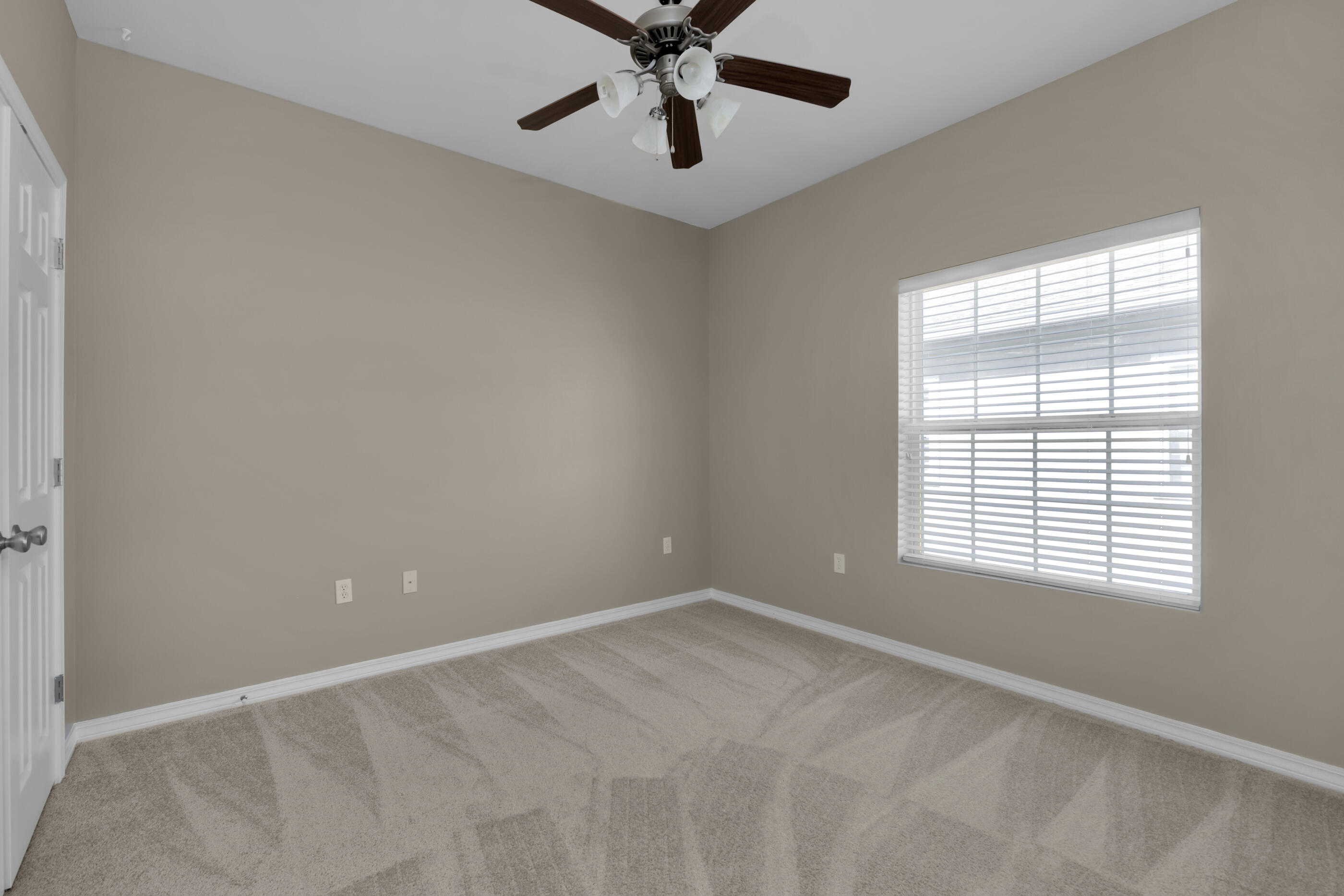 MERIDIAN SQUARE TOWNHOMES - Residential Lease