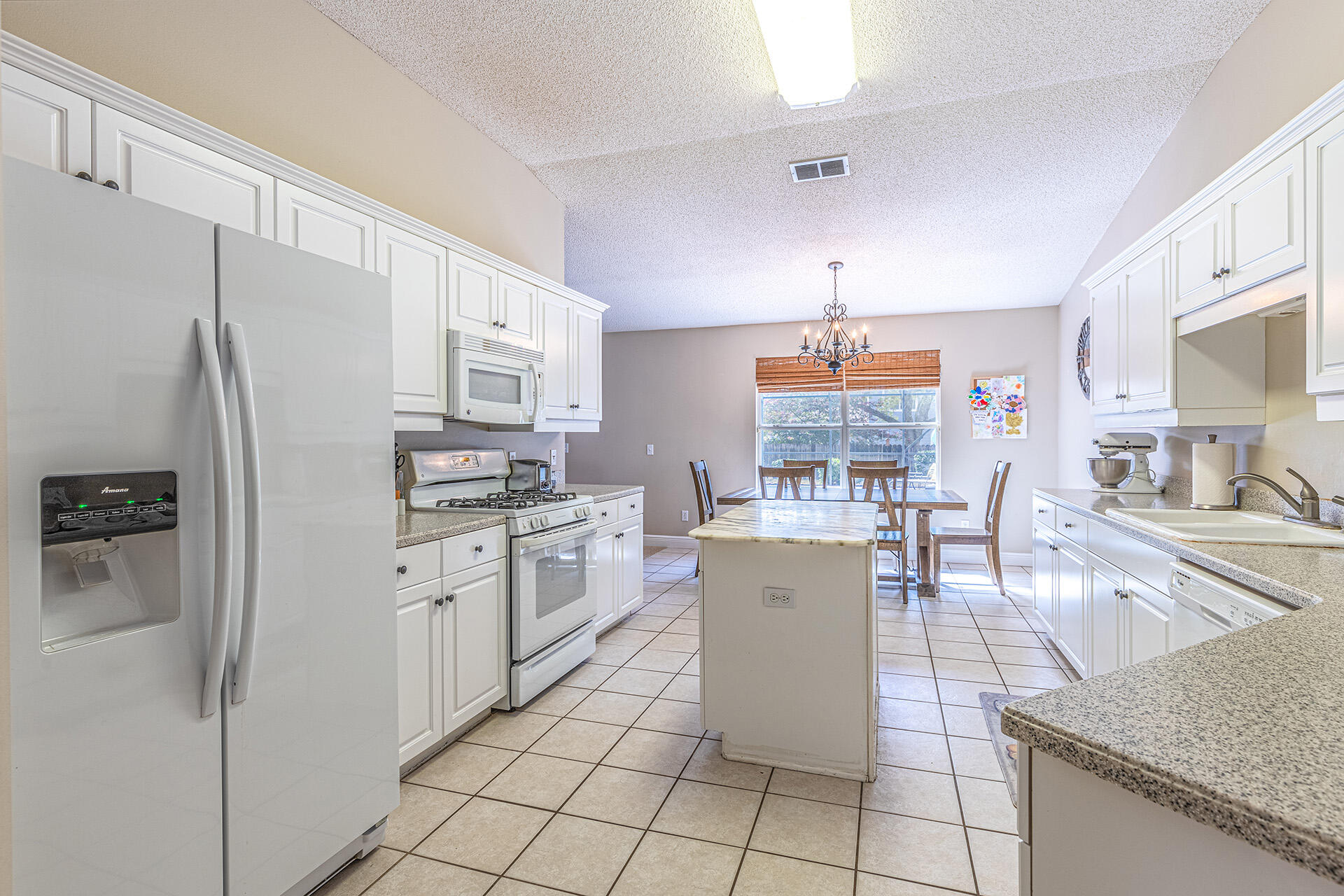 MAGNOLIA PLANTATION AT BLUEWATER BAY - Residential