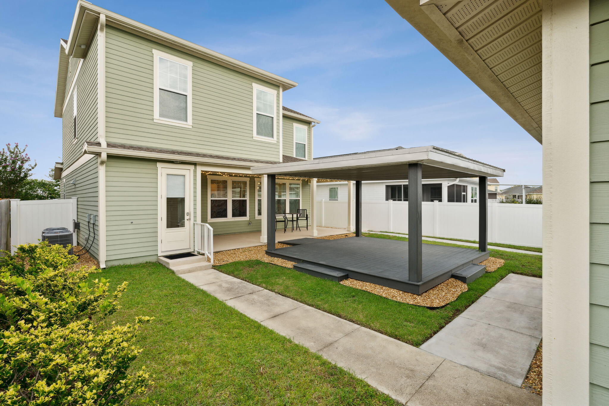 SWEET BAY - Residential