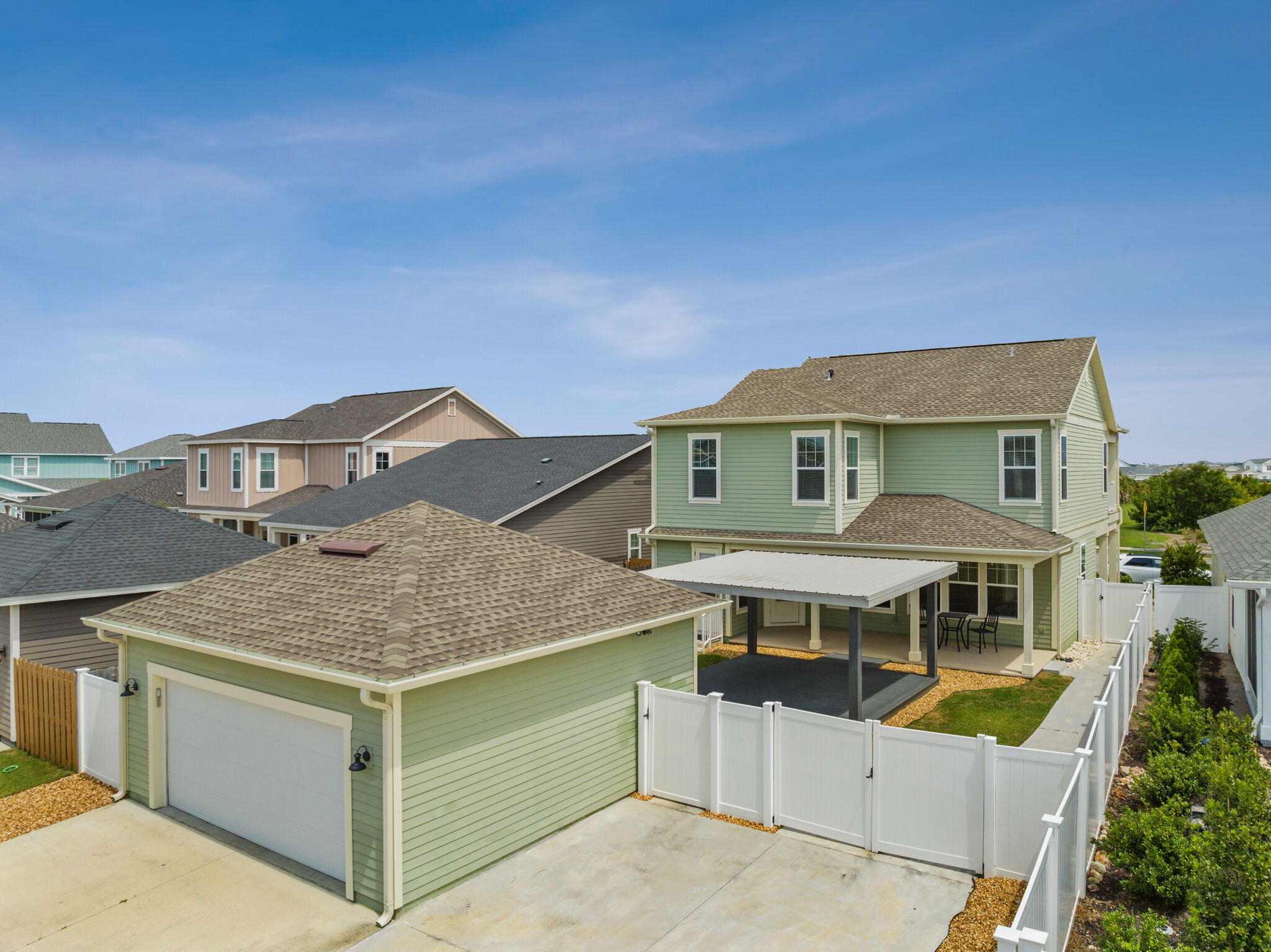 SWEET BAY - Residential