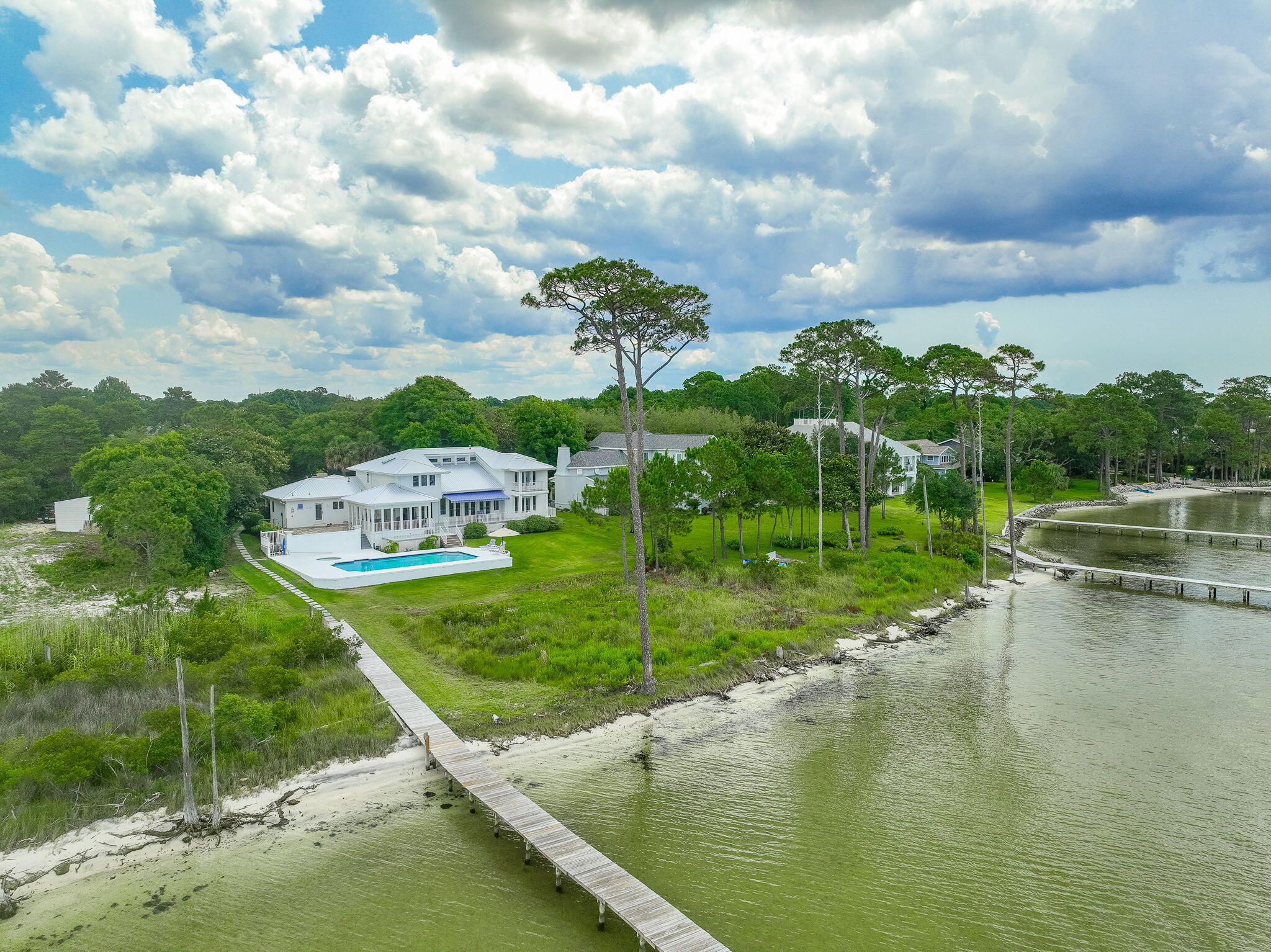 PARISH POINT - Residential