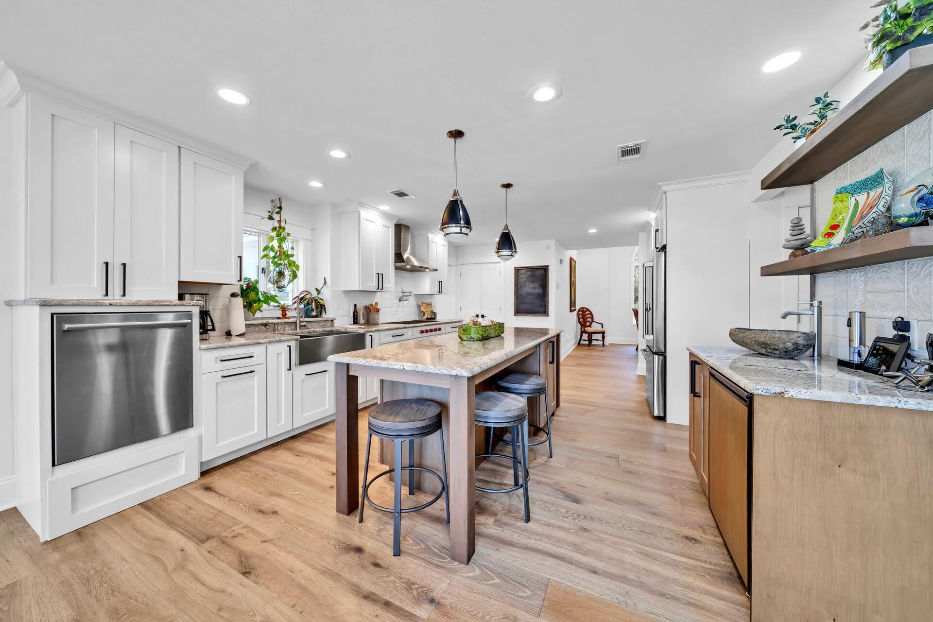 PARISH POINT - Residential