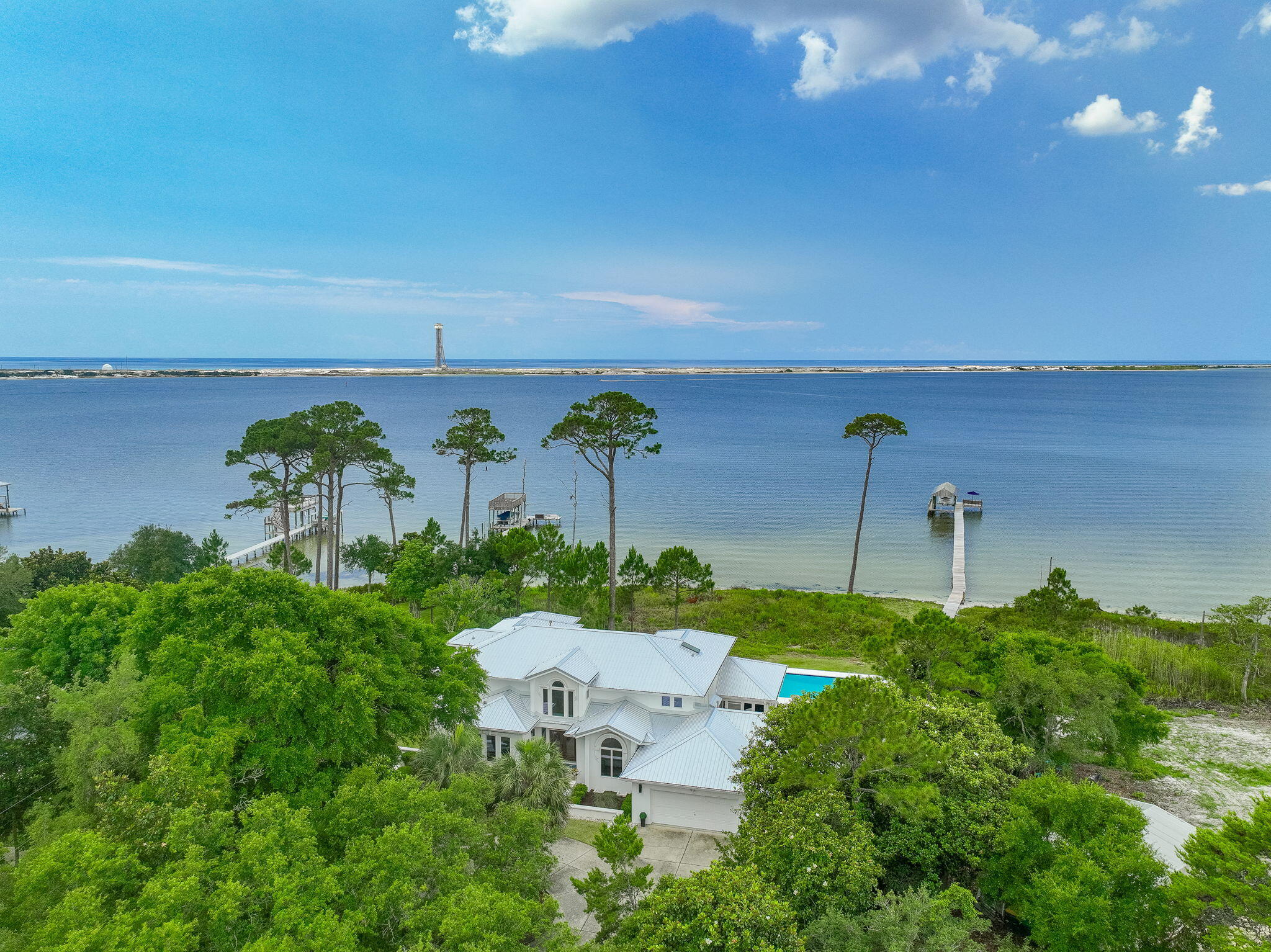 PARISH POINT - Residential