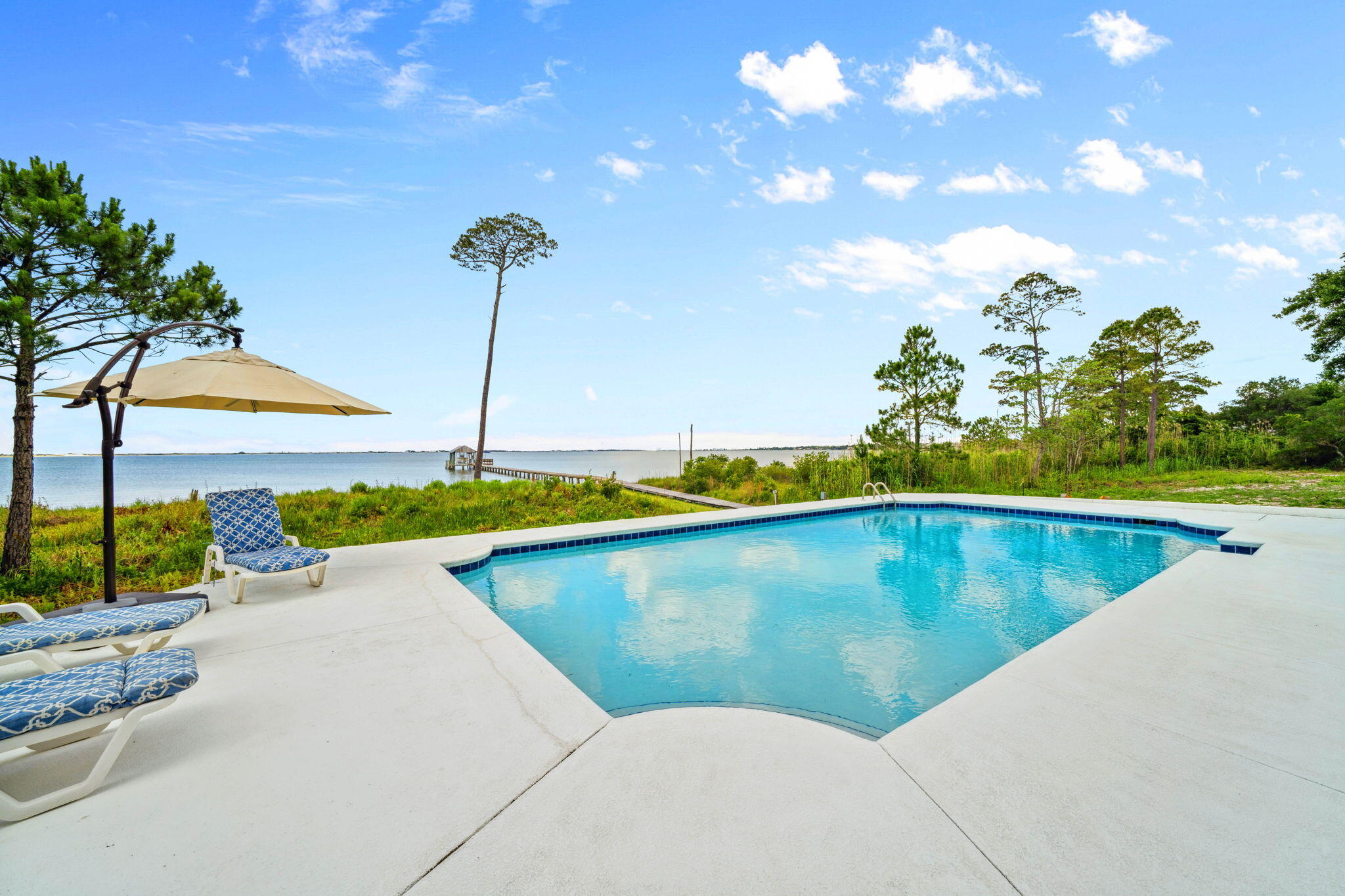 PARISH POINT - Residential