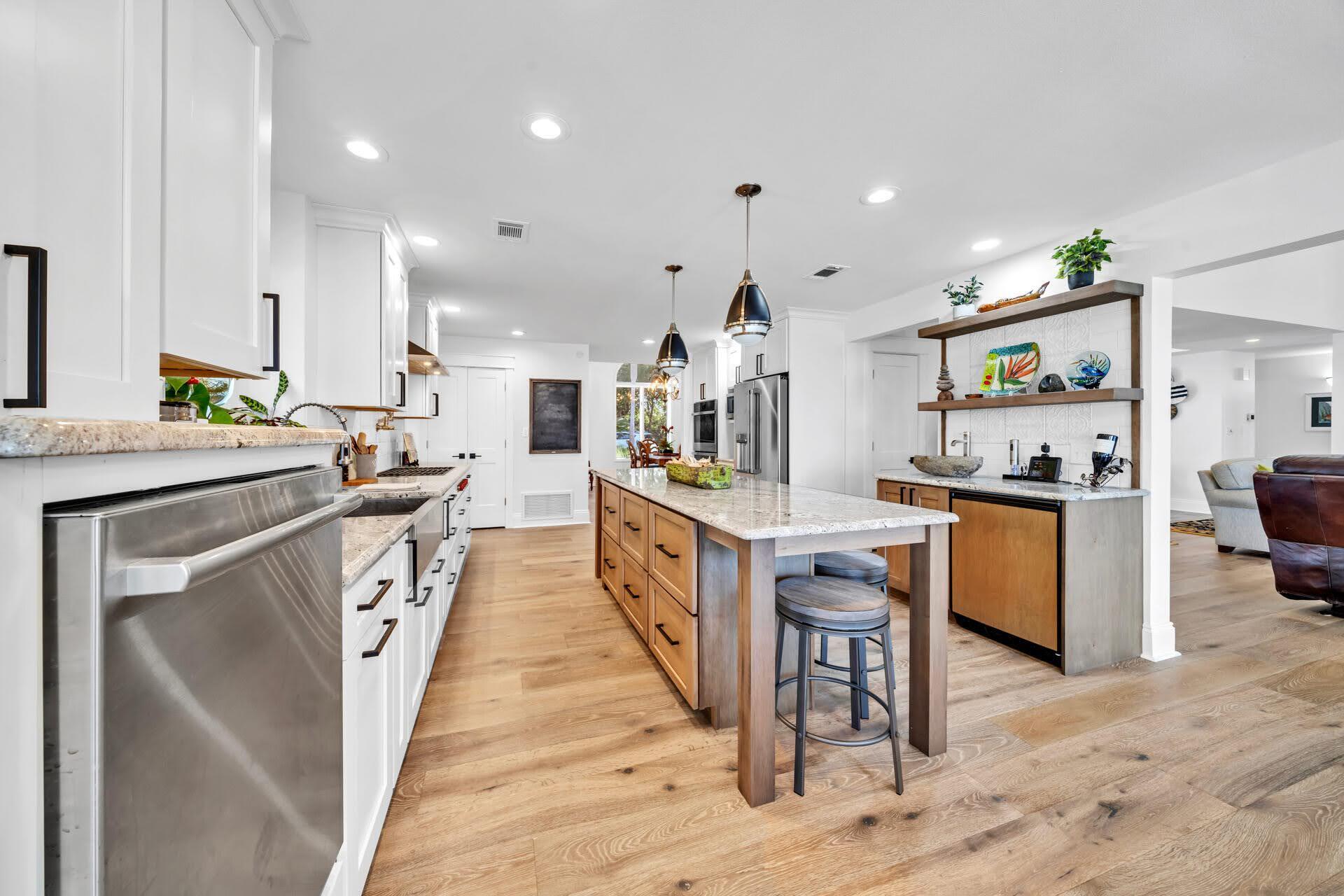 PARISH POINT - Residential
