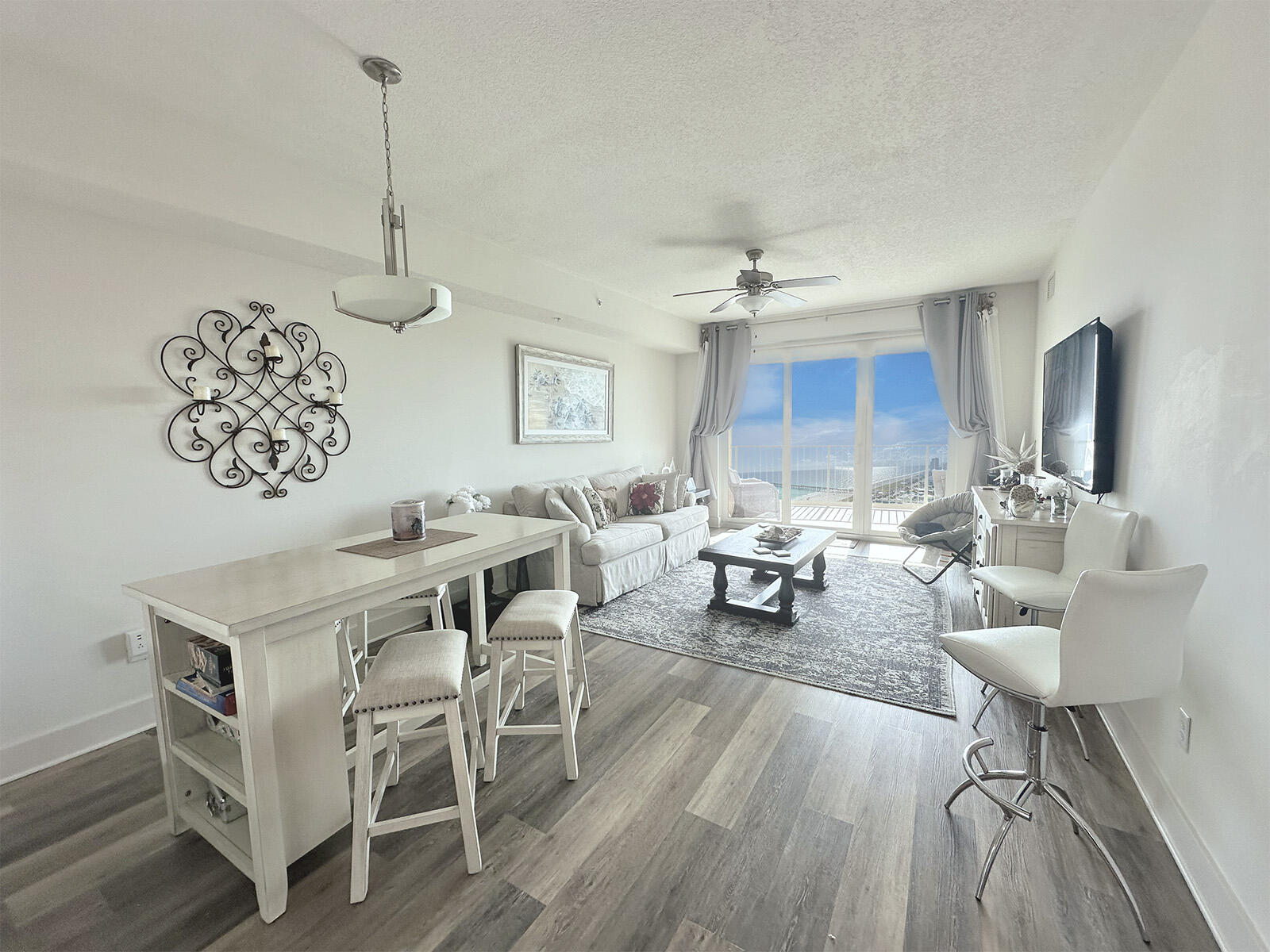 CALYPSO RESORT & TOWERS - Residential
