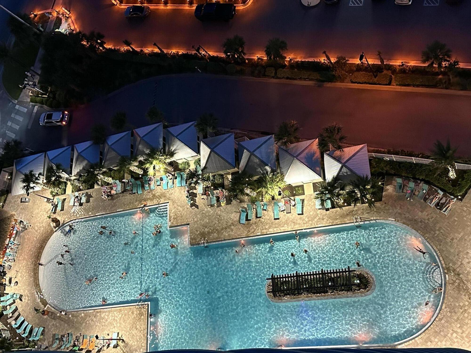 CALYPSO RESORT & TOWERS - Residential