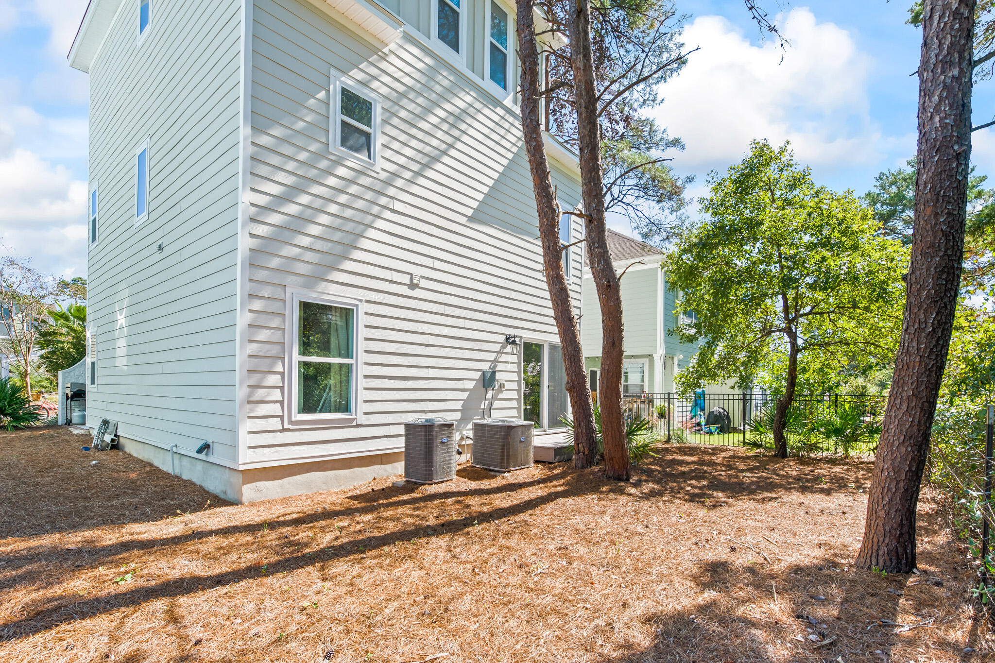 Pinewood - Residential
