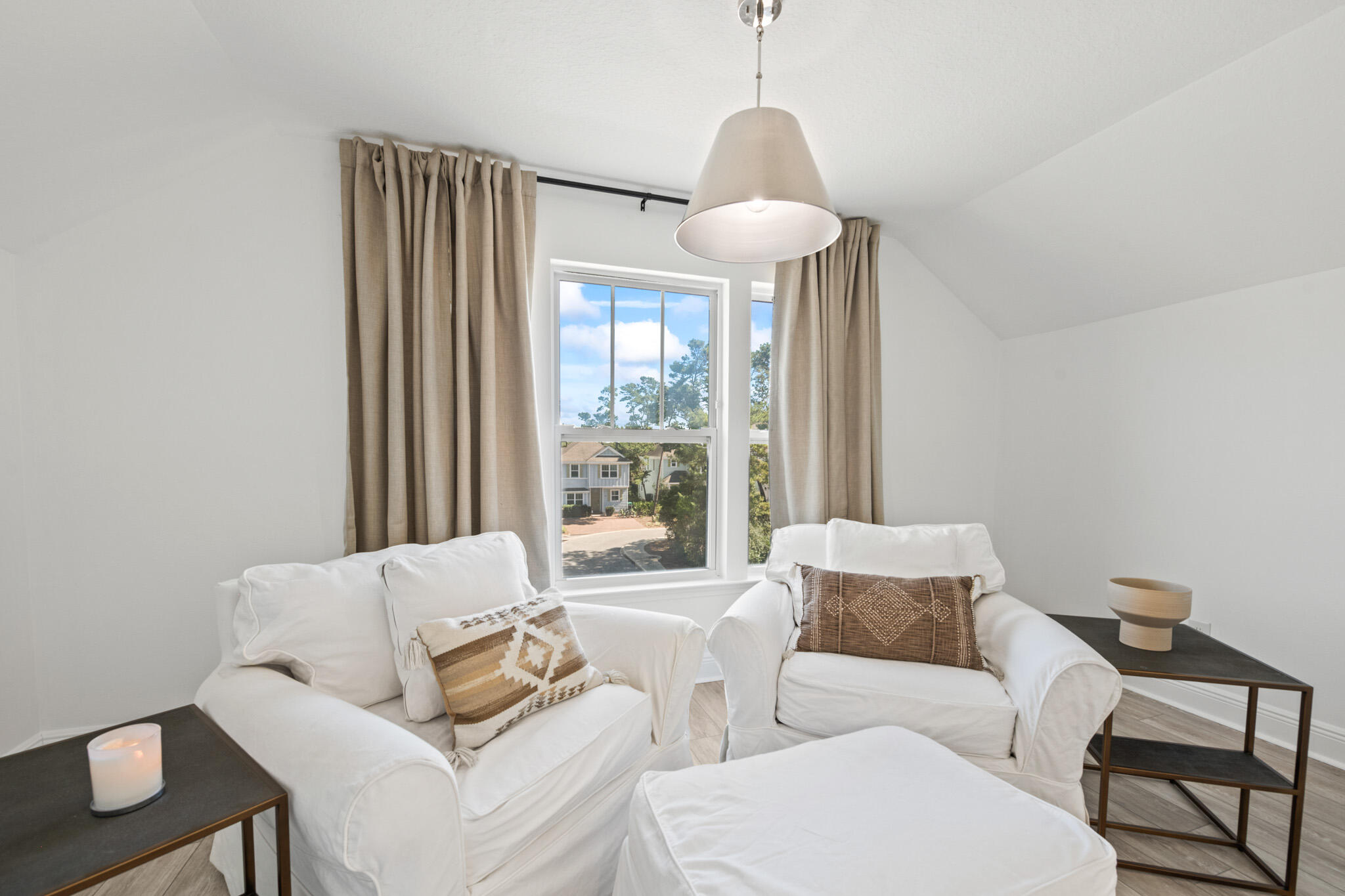 Pinewood - Residential