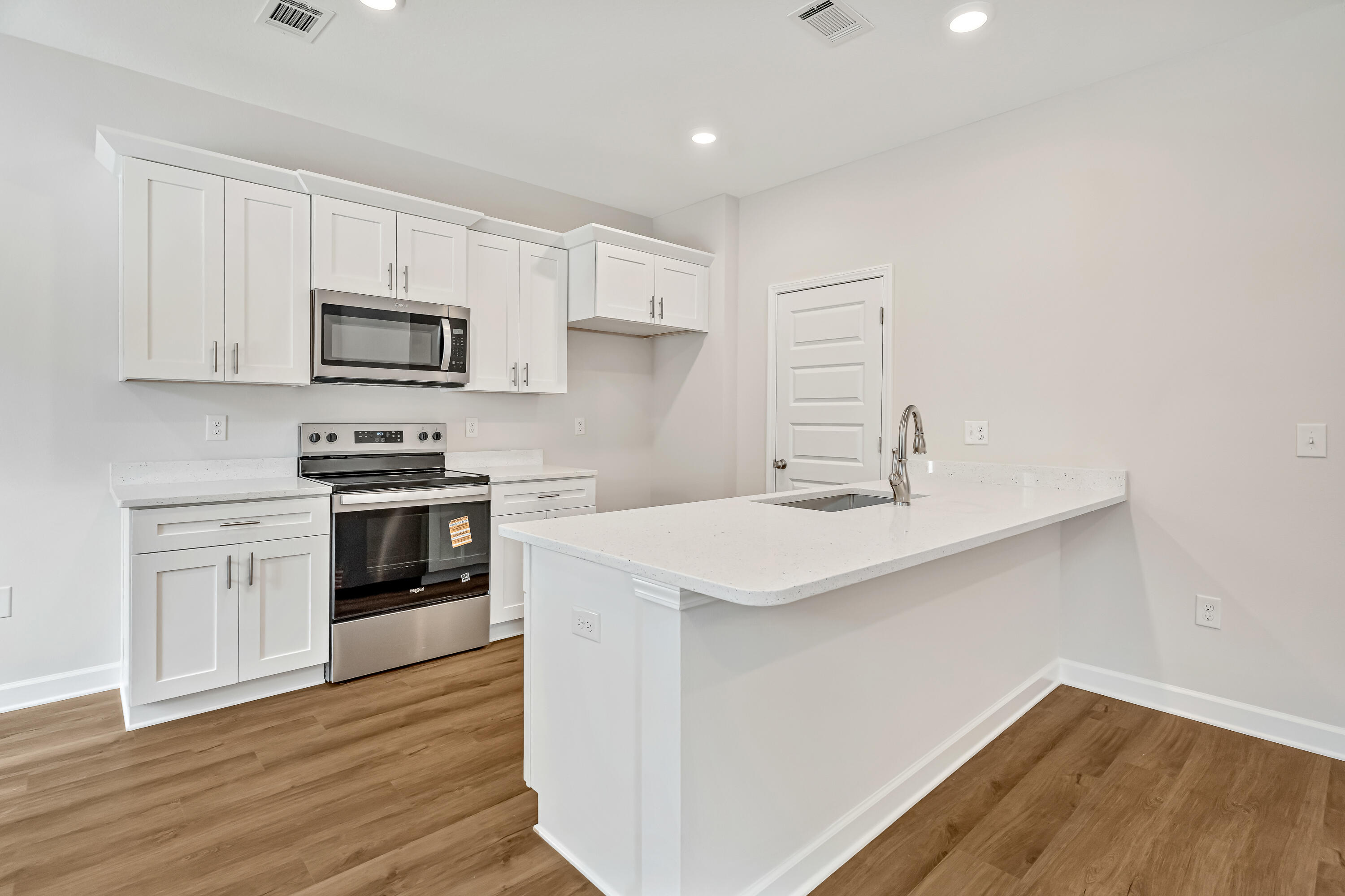 MORRIS ADDN TO CRESTVIEW - Residential