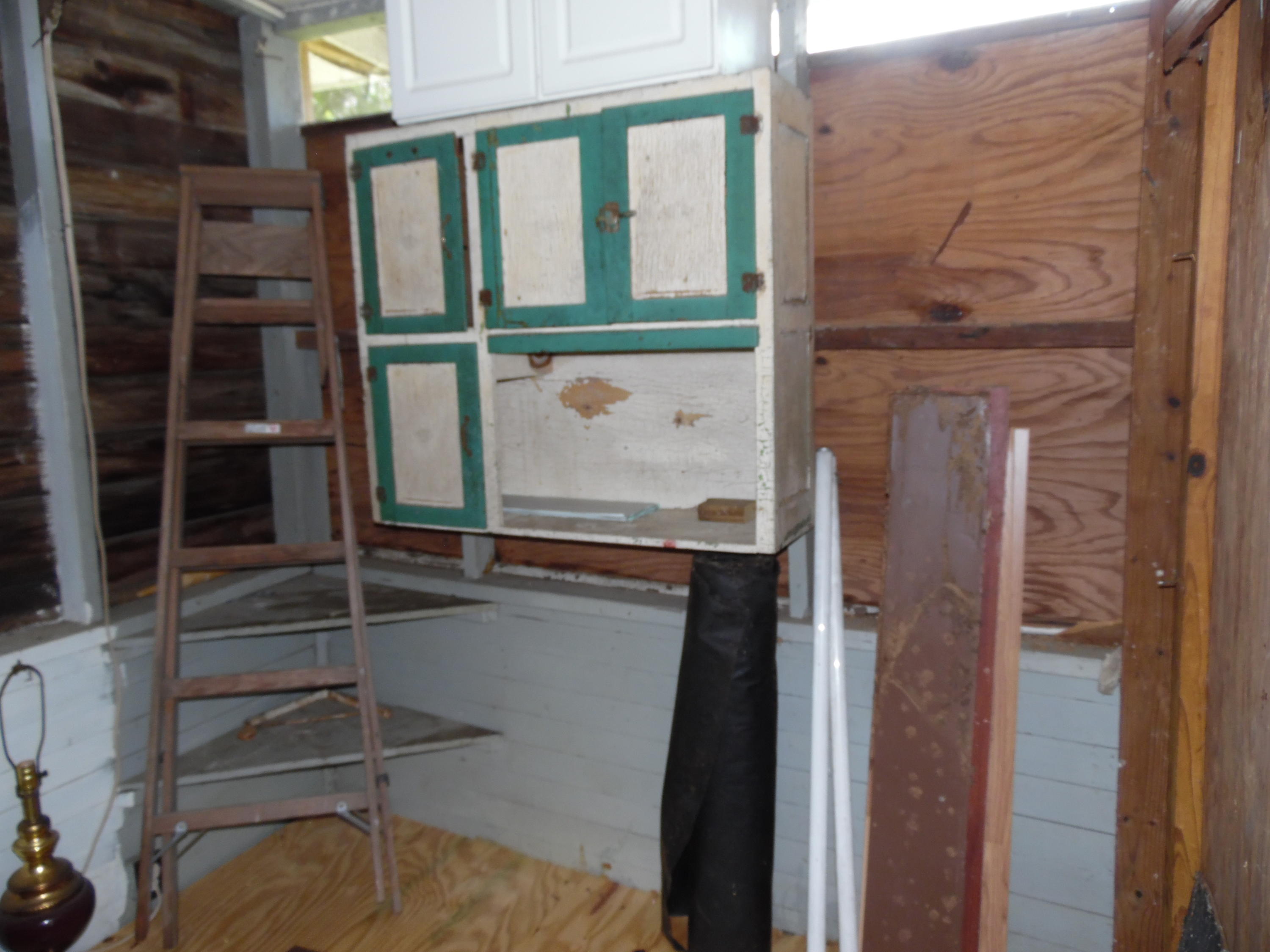 TOWN OF DEFUNIAK SPRINGS - Residential