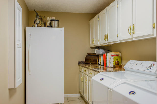 BAHAMA BEACH - Residential