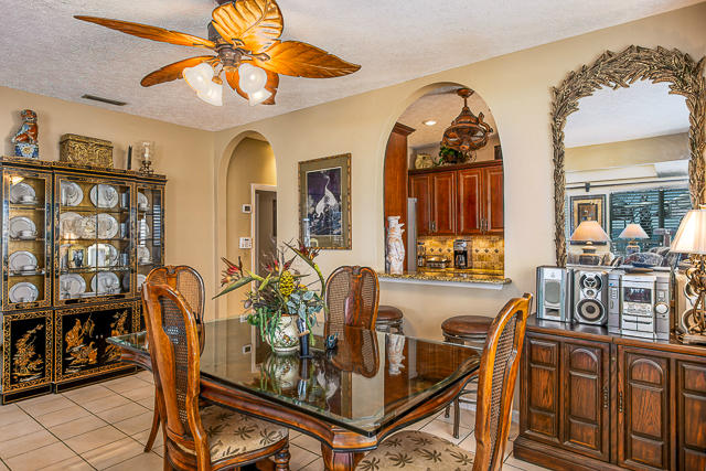 BAHAMA BEACH - Residential